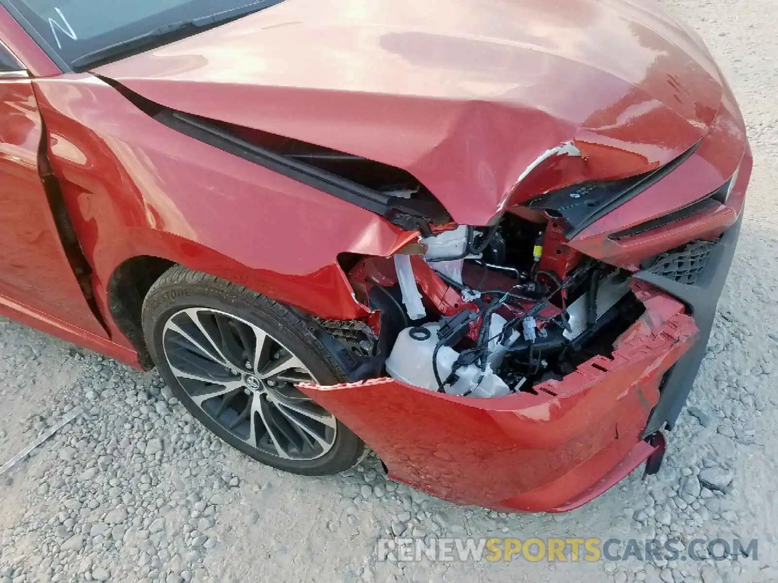 9 Photograph of a damaged car 4T1B11HK1KU177990 TOYOTA CAMRY 2019