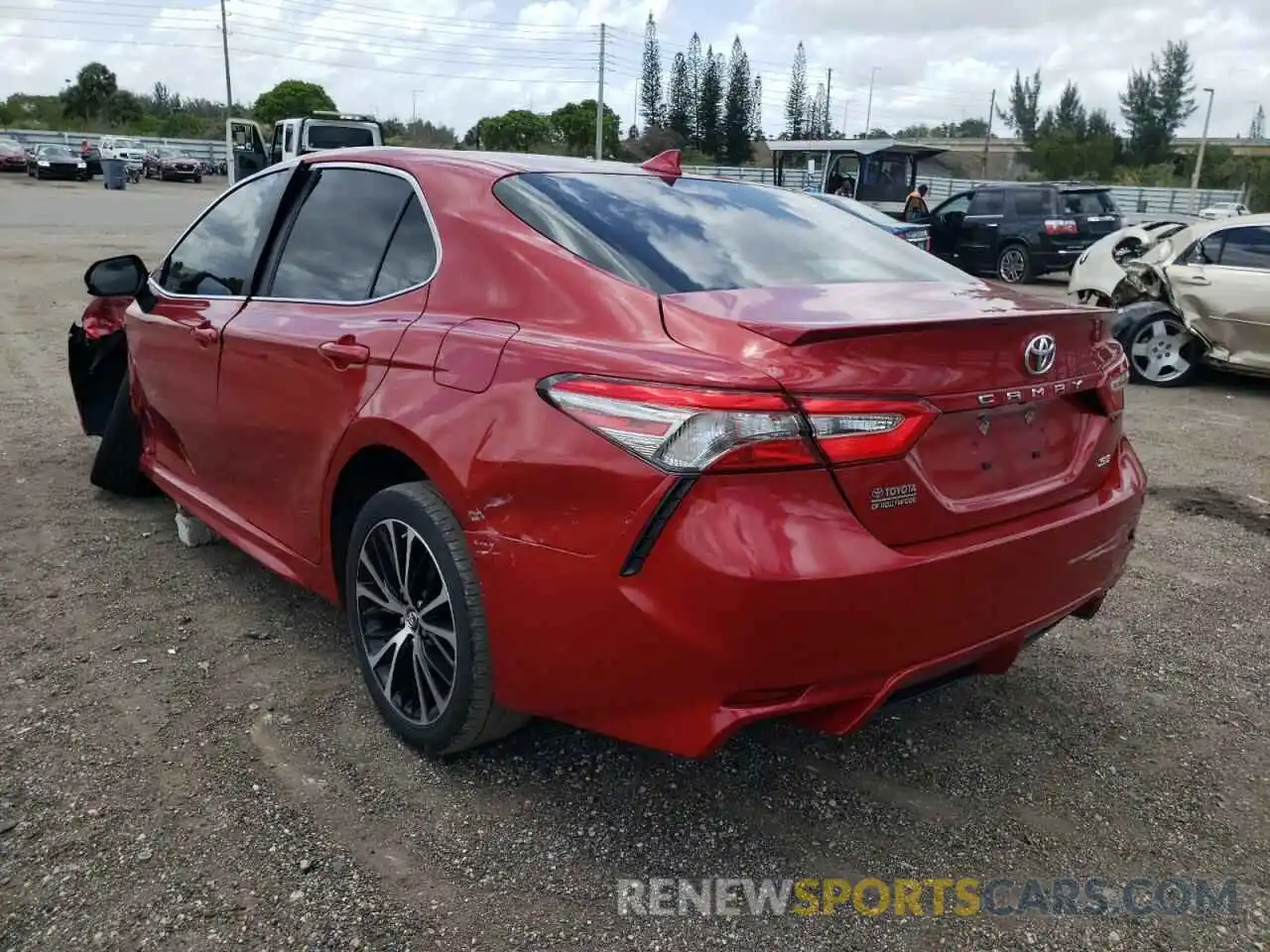 3 Photograph of a damaged car 4T1B11HK1KU179092 TOYOTA CAMRY 2019