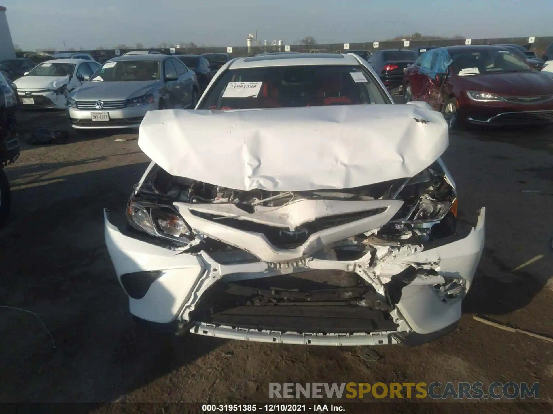 6 Photograph of a damaged car 4T1B11HK1KU179688 TOYOTA CAMRY 2019