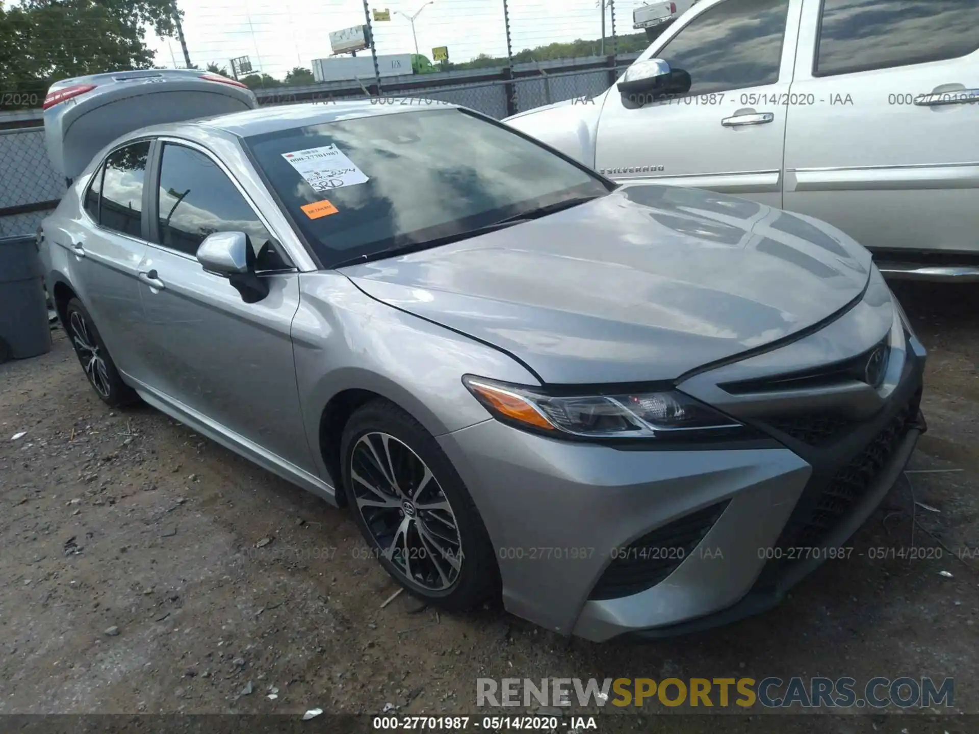 1 Photograph of a damaged car 4T1B11HK1KU180615 TOYOTA CAMRY 2019