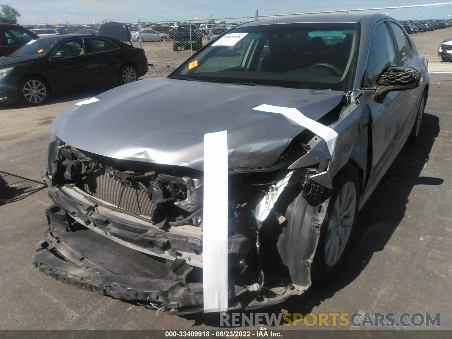 2 Photograph of a damaged car 4T1B11HK1KU181800 TOYOTA CAMRY 2019