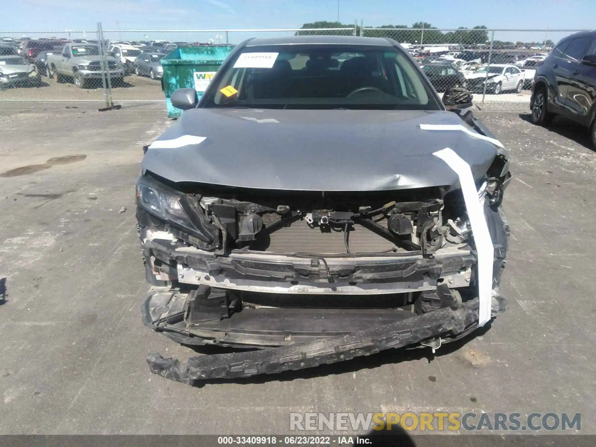 6 Photograph of a damaged car 4T1B11HK1KU181800 TOYOTA CAMRY 2019