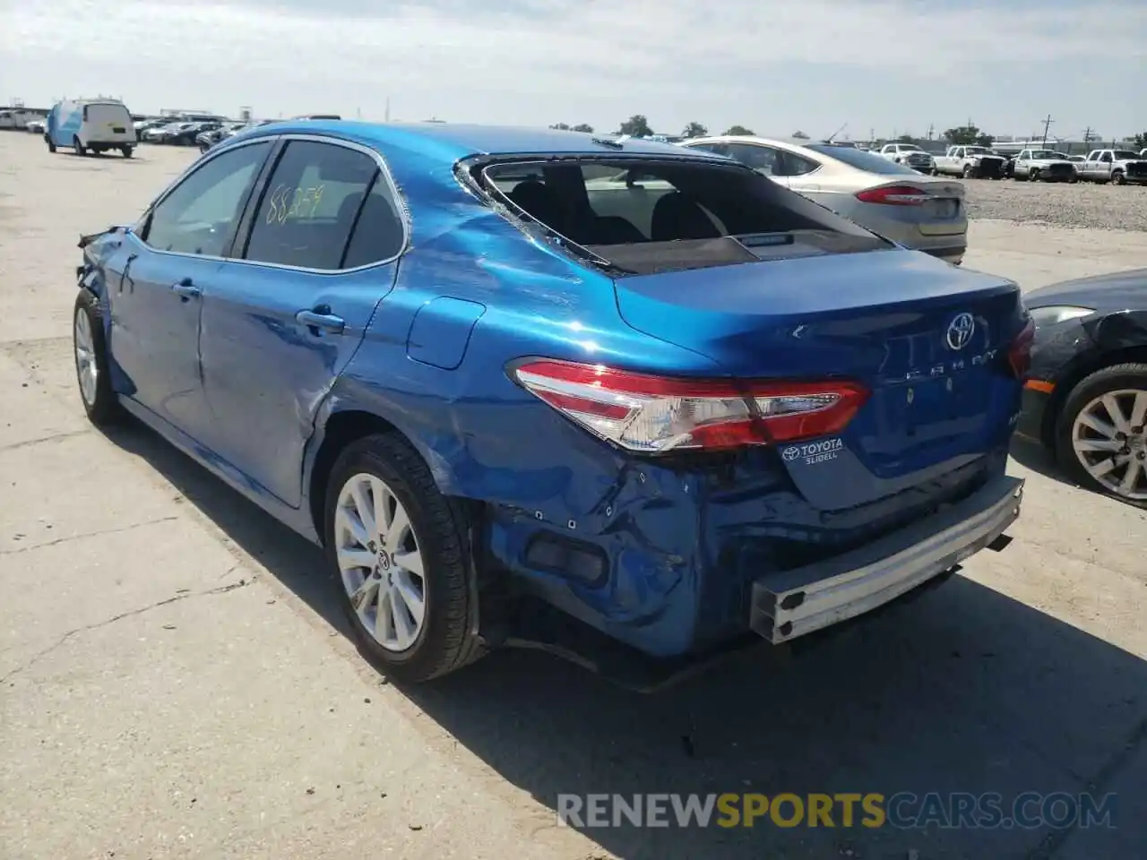 3 Photograph of a damaged car 4T1B11HK1KU182610 TOYOTA CAMRY 2019