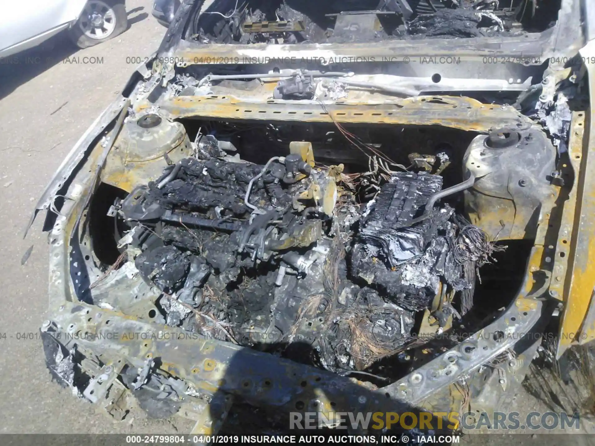 10 Photograph of a damaged car 4T1B11HK1KU183983 TOYOTA CAMRY 2019