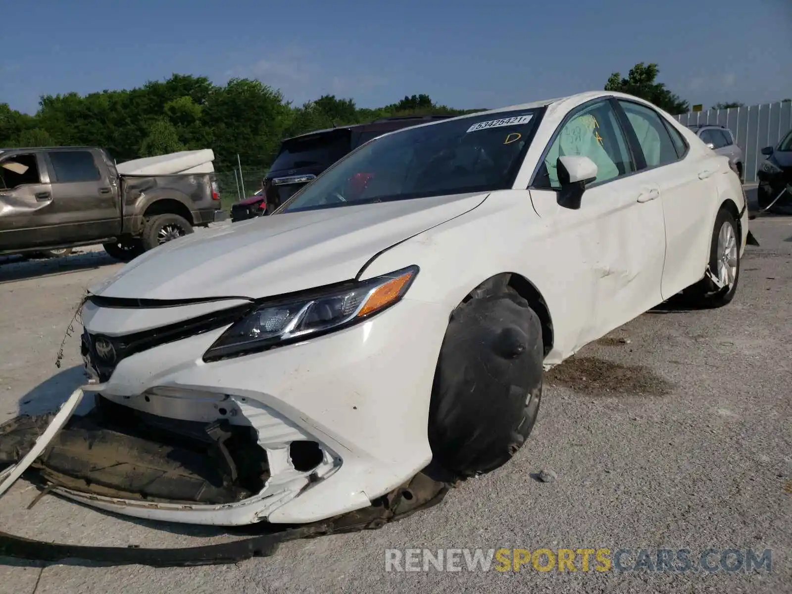 2 Photograph of a damaged car 4T1B11HK1KU185085 TOYOTA CAMRY 2019