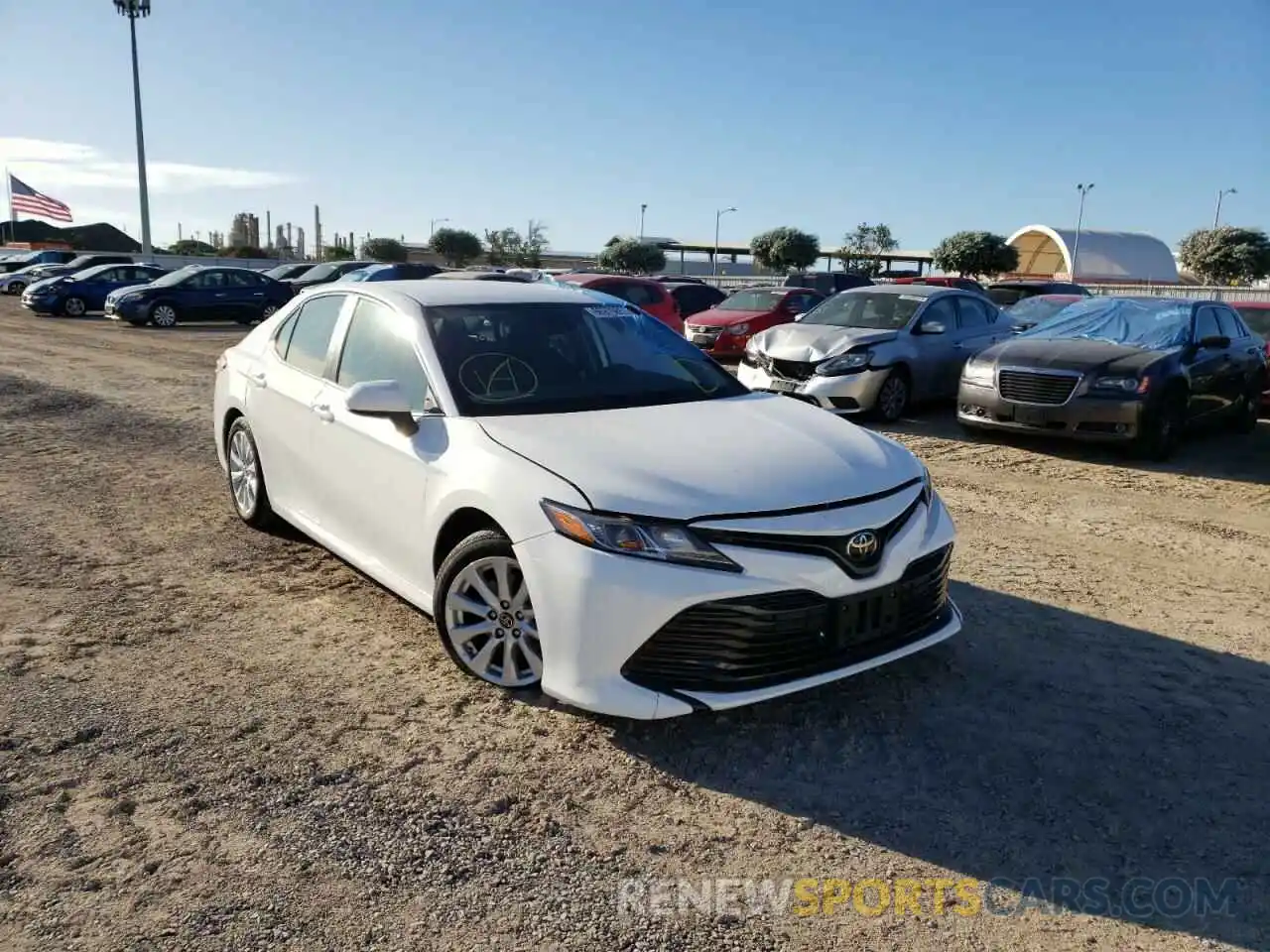 1 Photograph of a damaged car 4T1B11HK1KU187130 TOYOTA CAMRY 2019