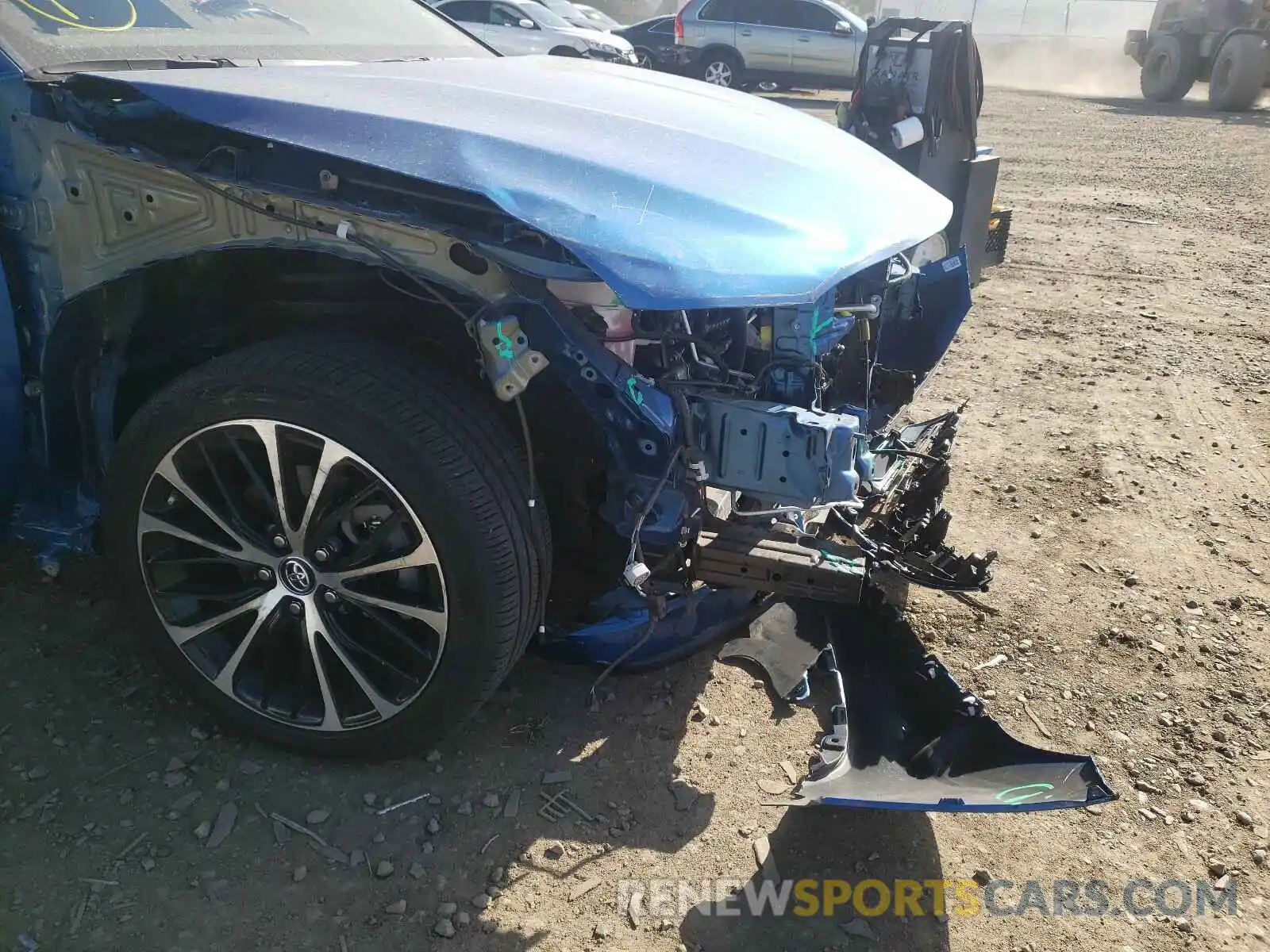 9 Photograph of a damaged car 4T1B11HK1KU189220 TOYOTA CAMRY 2019