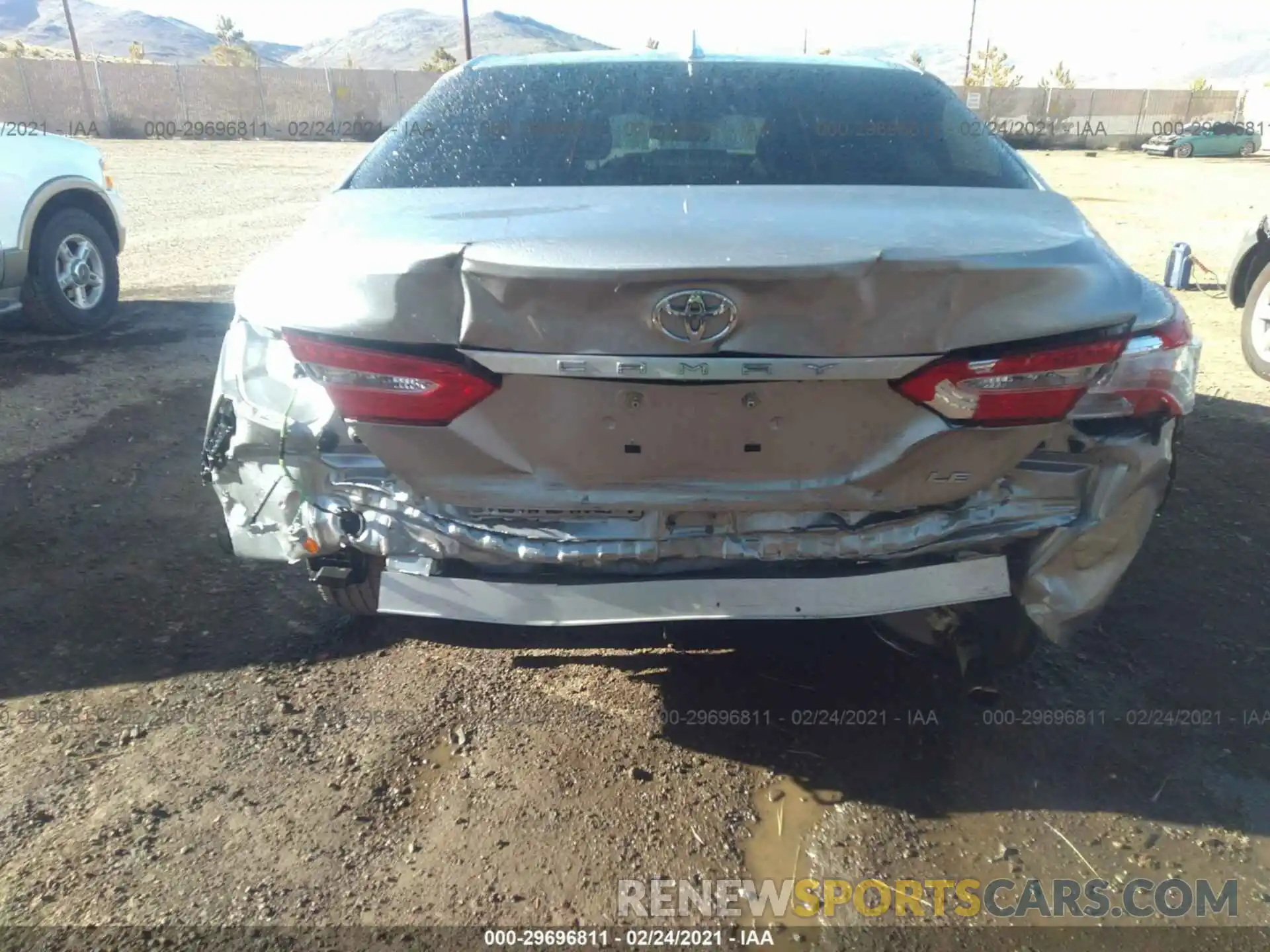 6 Photograph of a damaged car 4T1B11HK1KU189993 TOYOTA CAMRY 2019