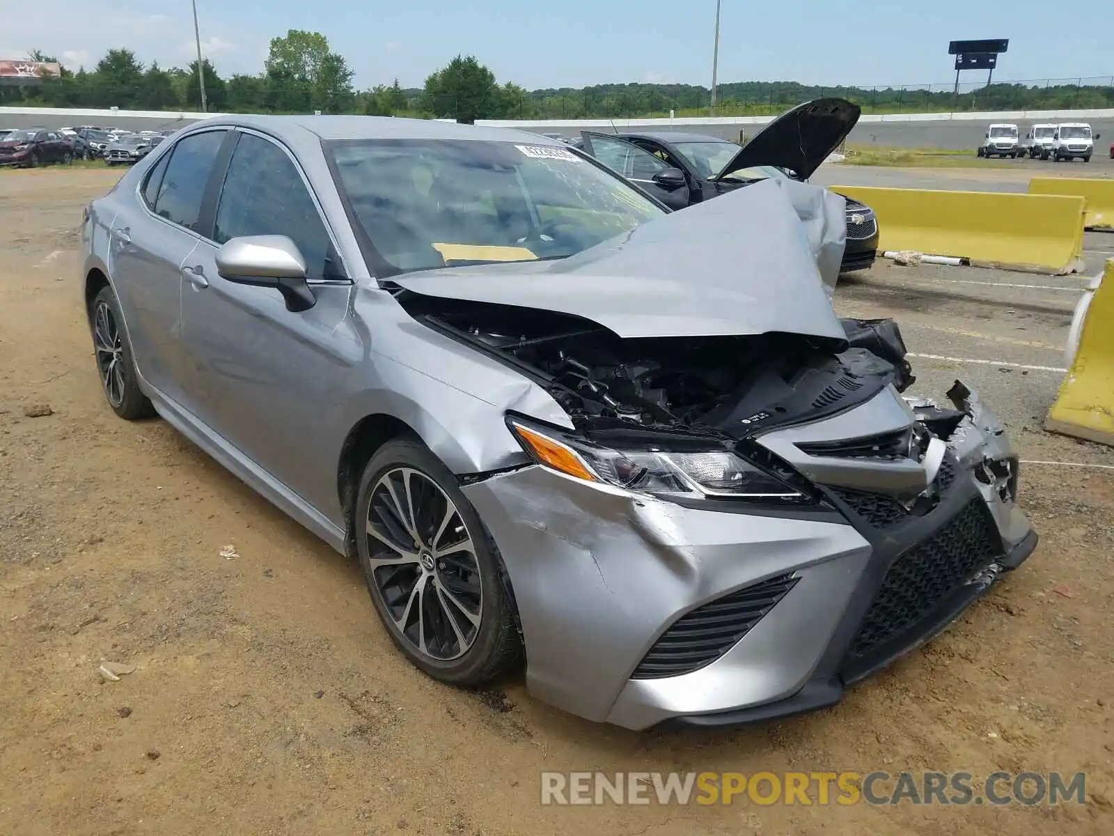 1 Photograph of a damaged car 4T1B11HK1KU191873 TOYOTA CAMRY 2019