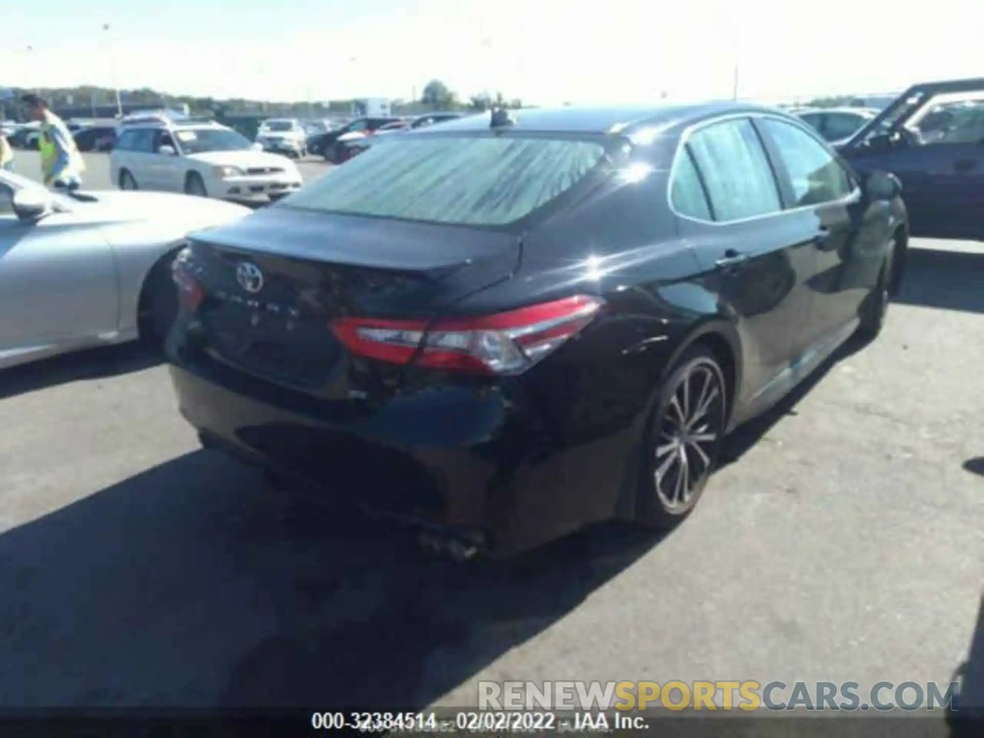 4 Photograph of a damaged car 4T1B11HK1KU191954 TOYOTA CAMRY 2019