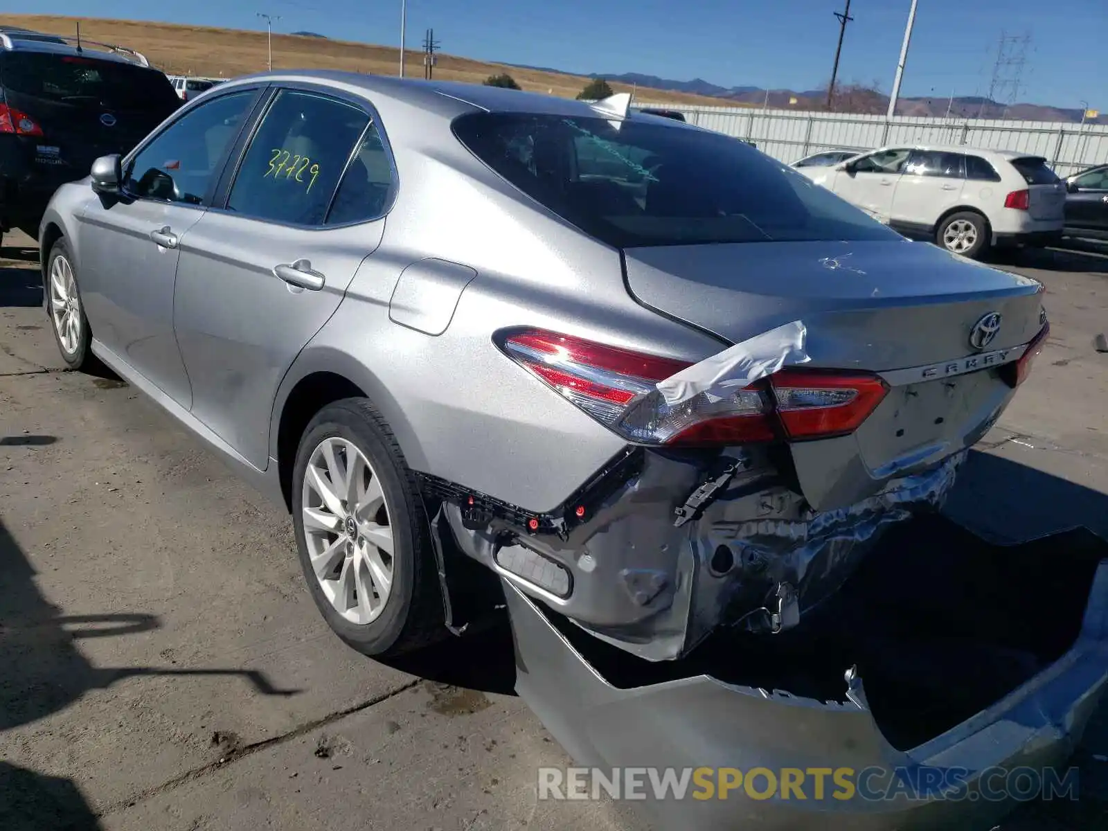 3 Photograph of a damaged car 4T1B11HK1KU192053 TOYOTA CAMRY 2019