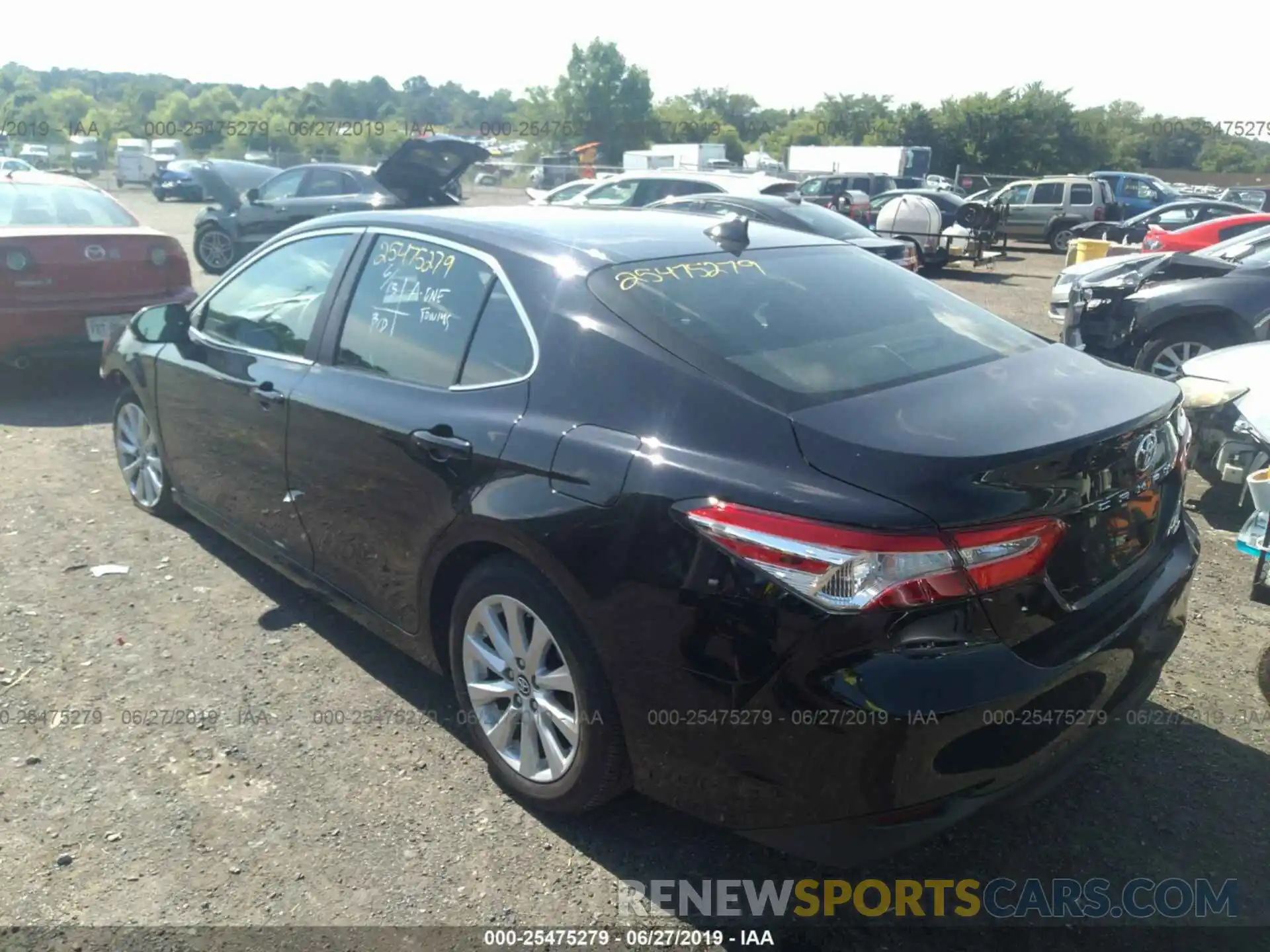 3 Photograph of a damaged car 4T1B11HK1KU192926 TOYOTA CAMRY 2019