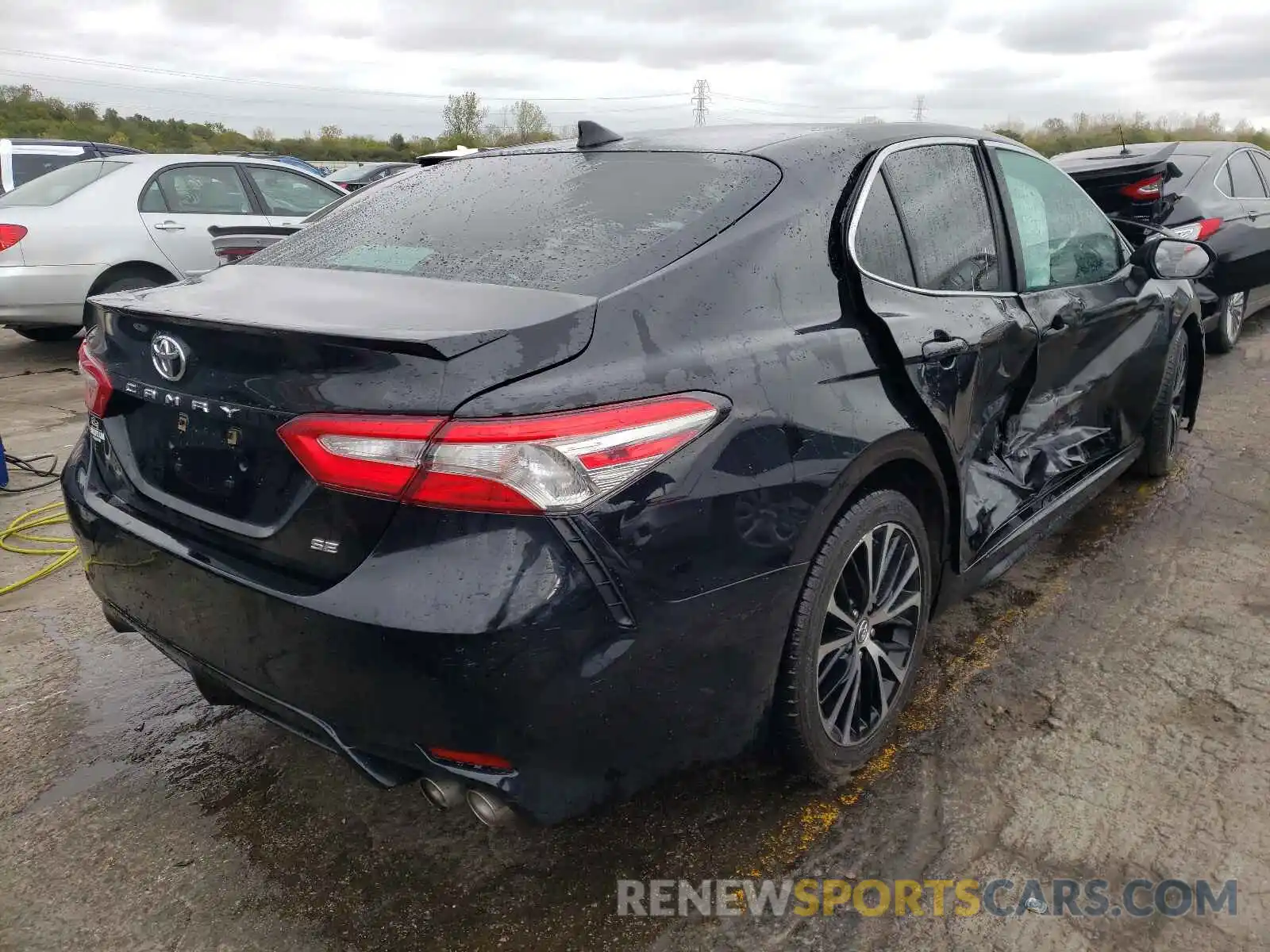 4 Photograph of a damaged car 4T1B11HK1KU193848 TOYOTA CAMRY 2019