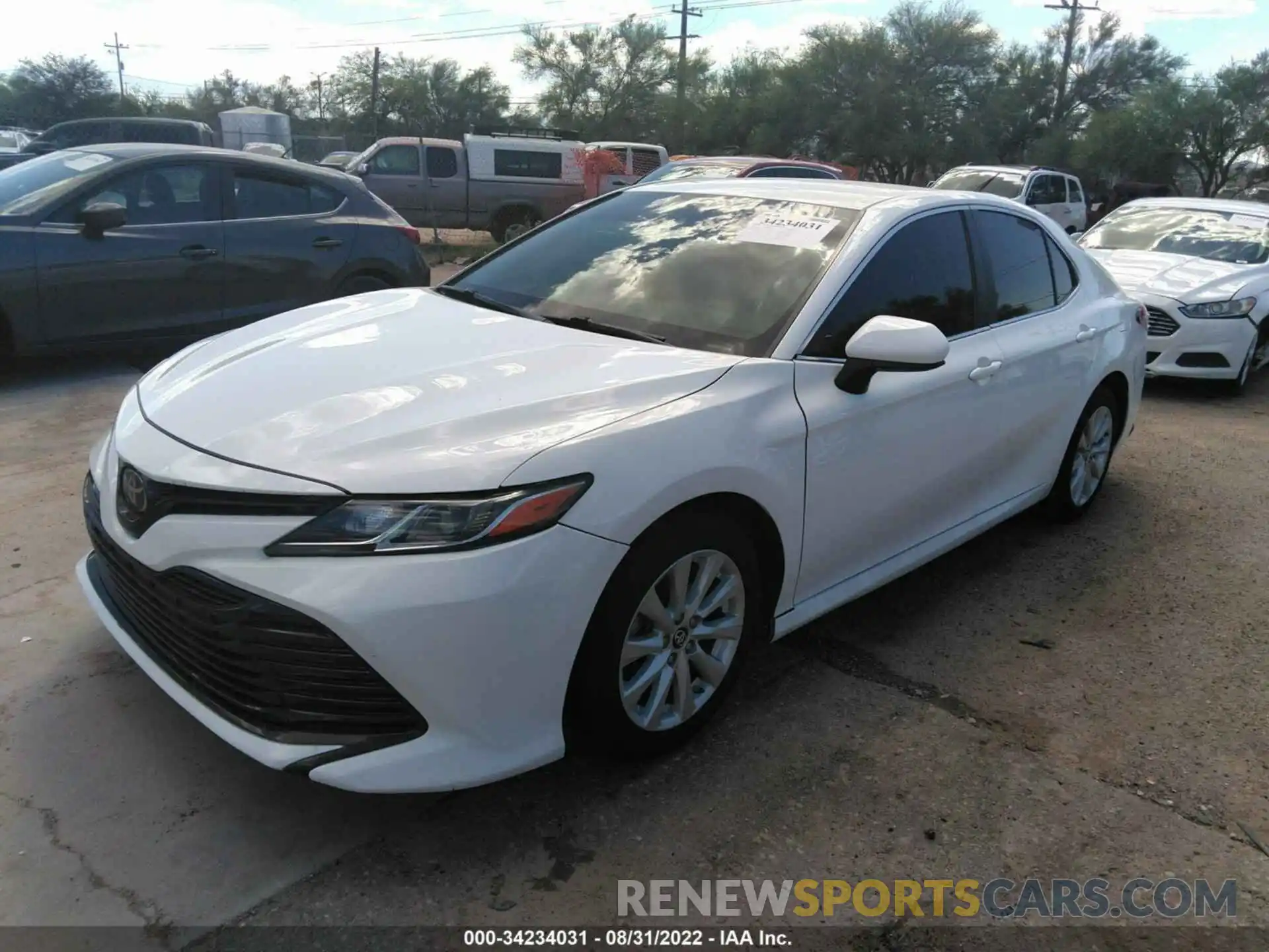 2 Photograph of a damaged car 4T1B11HK1KU195454 TOYOTA CAMRY 2019