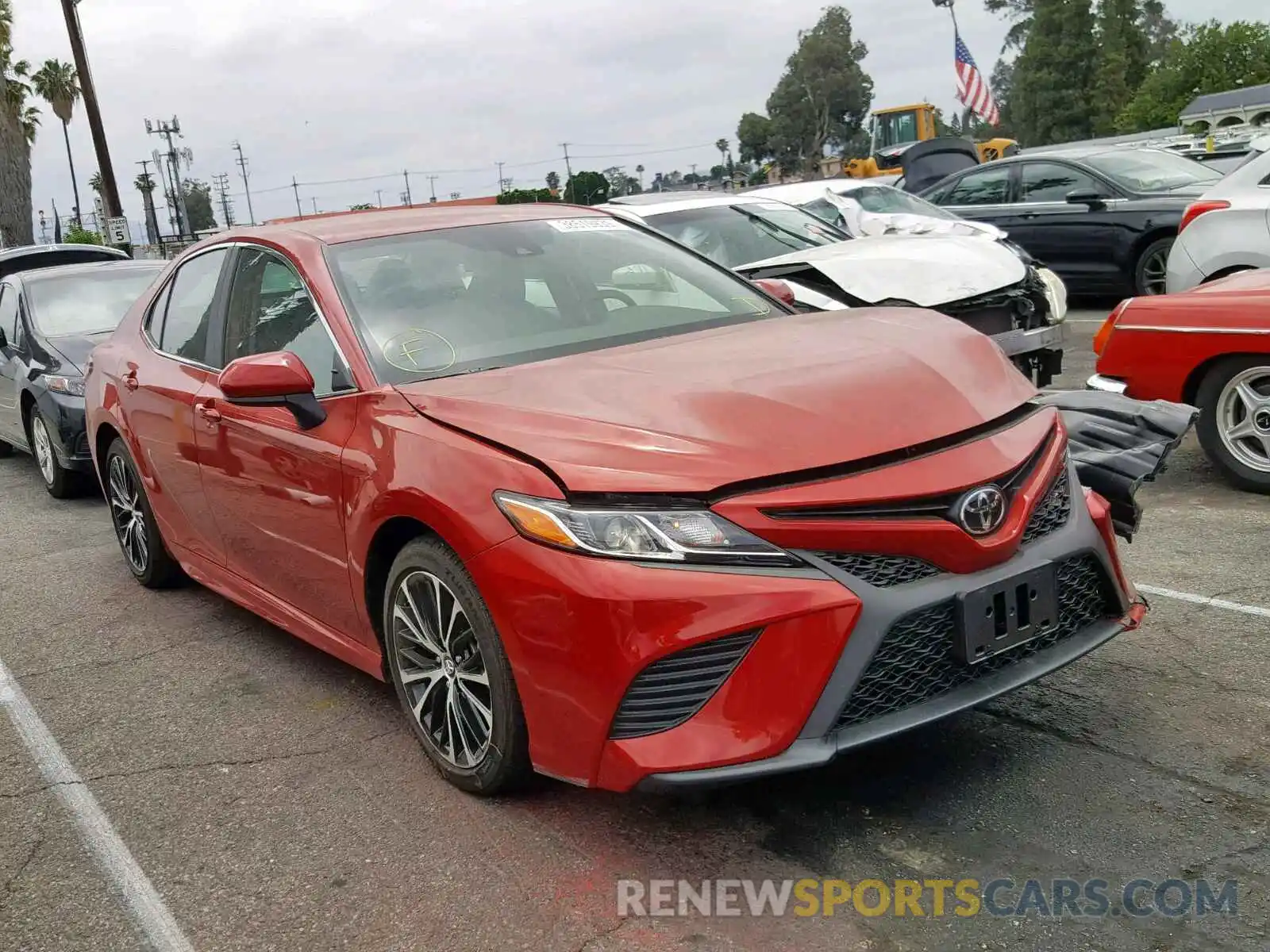 1 Photograph of a damaged car 4T1B11HK1KU195700 TOYOTA CAMRY 2019