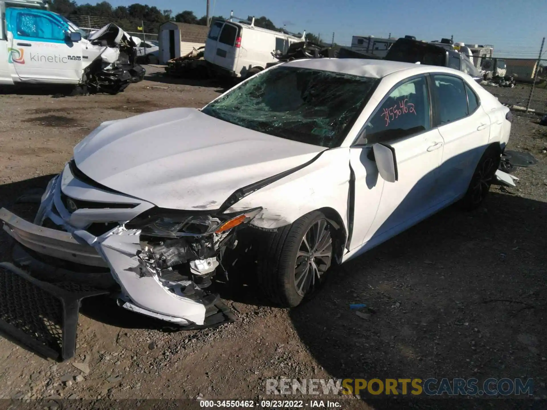 2 Photograph of a damaged car 4T1B11HK1KU195793 TOYOTA CAMRY 2019