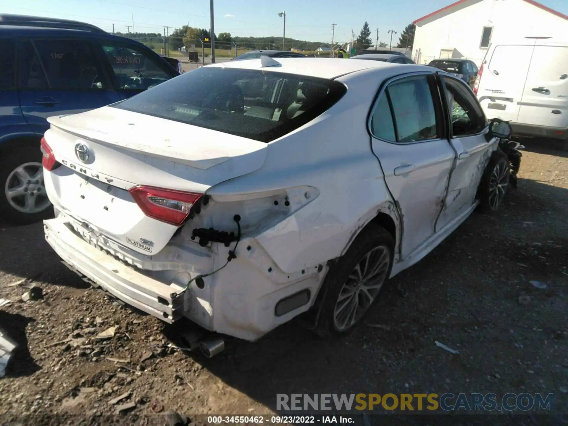 4 Photograph of a damaged car 4T1B11HK1KU195793 TOYOTA CAMRY 2019