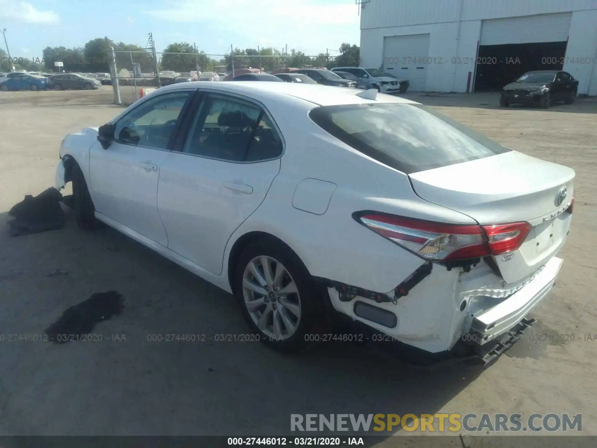 3 Photograph of a damaged car 4T1B11HK1KU196734 TOYOTA CAMRY 2019