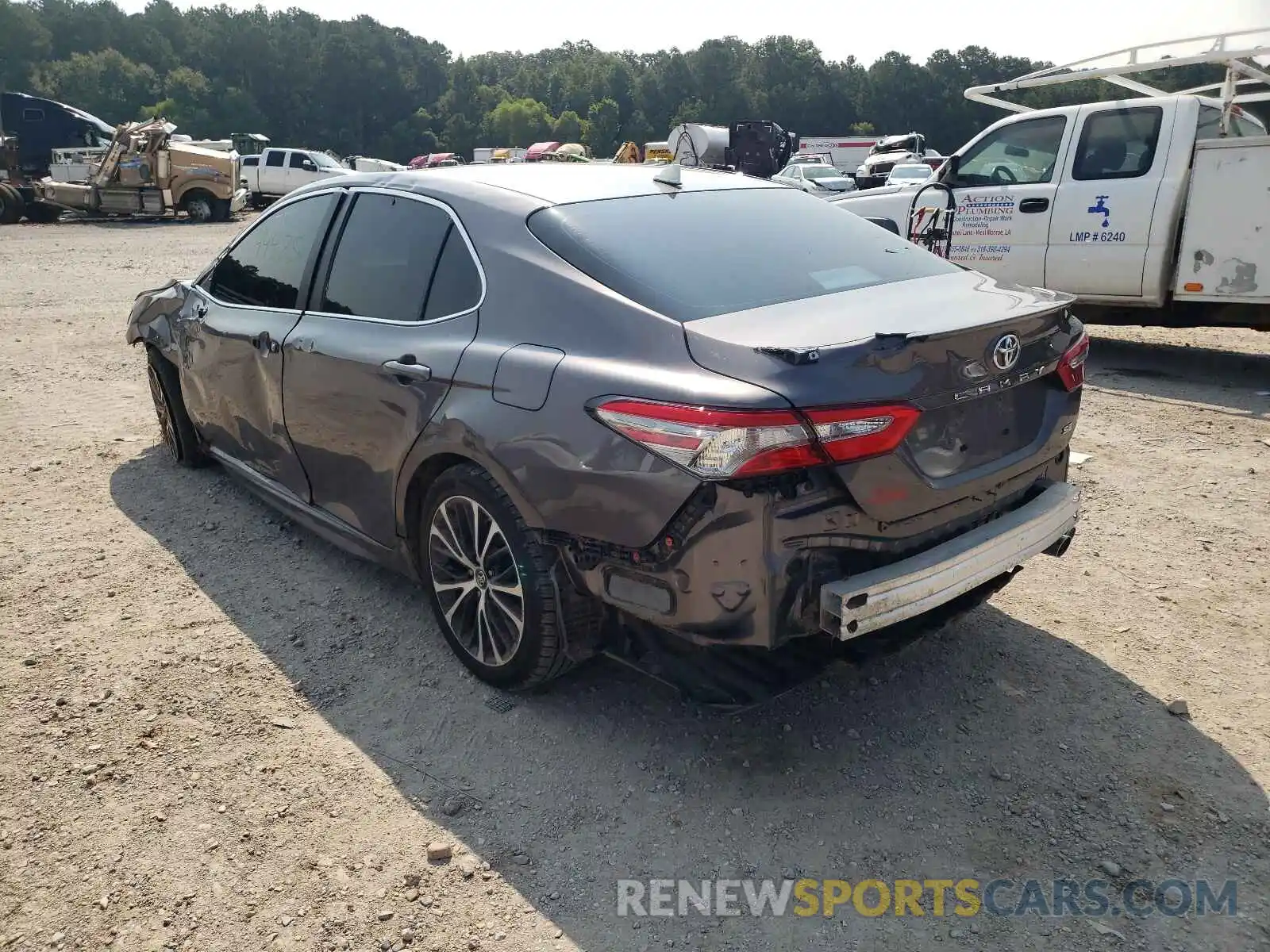 3 Photograph of a damaged car 4T1B11HK1KU198550 TOYOTA CAMRY 2019