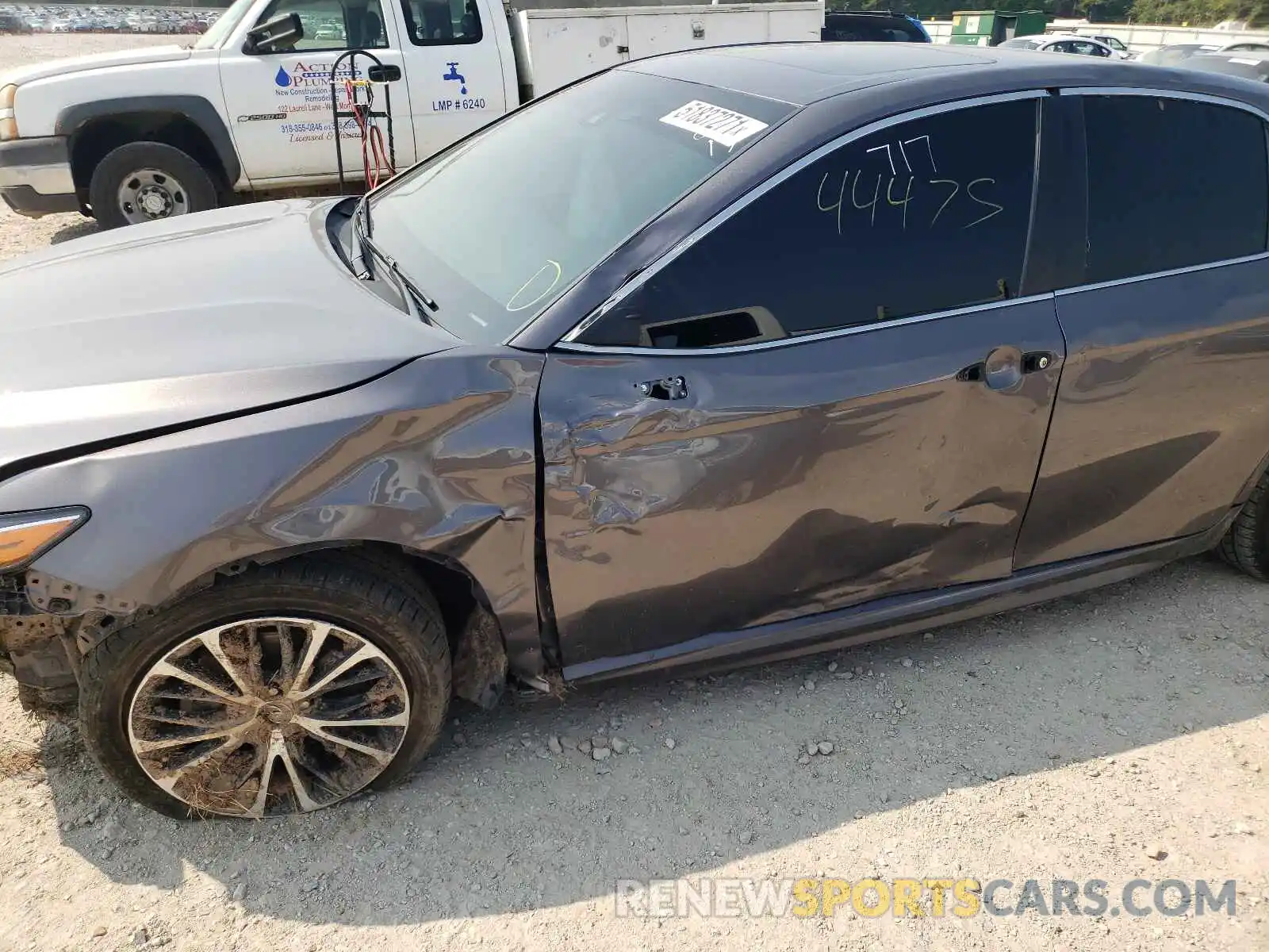 9 Photograph of a damaged car 4T1B11HK1KU198550 TOYOTA CAMRY 2019