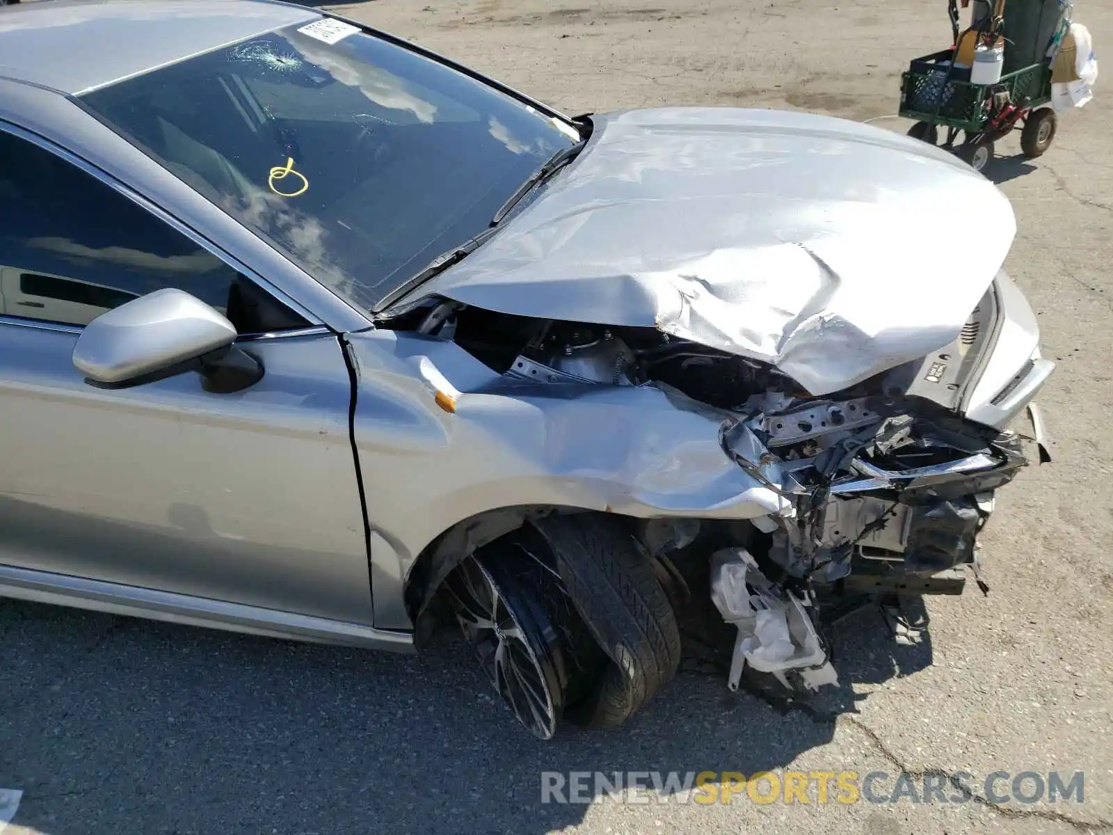 9 Photograph of a damaged car 4T1B11HK1KU199309 TOYOTA CAMRY 2019