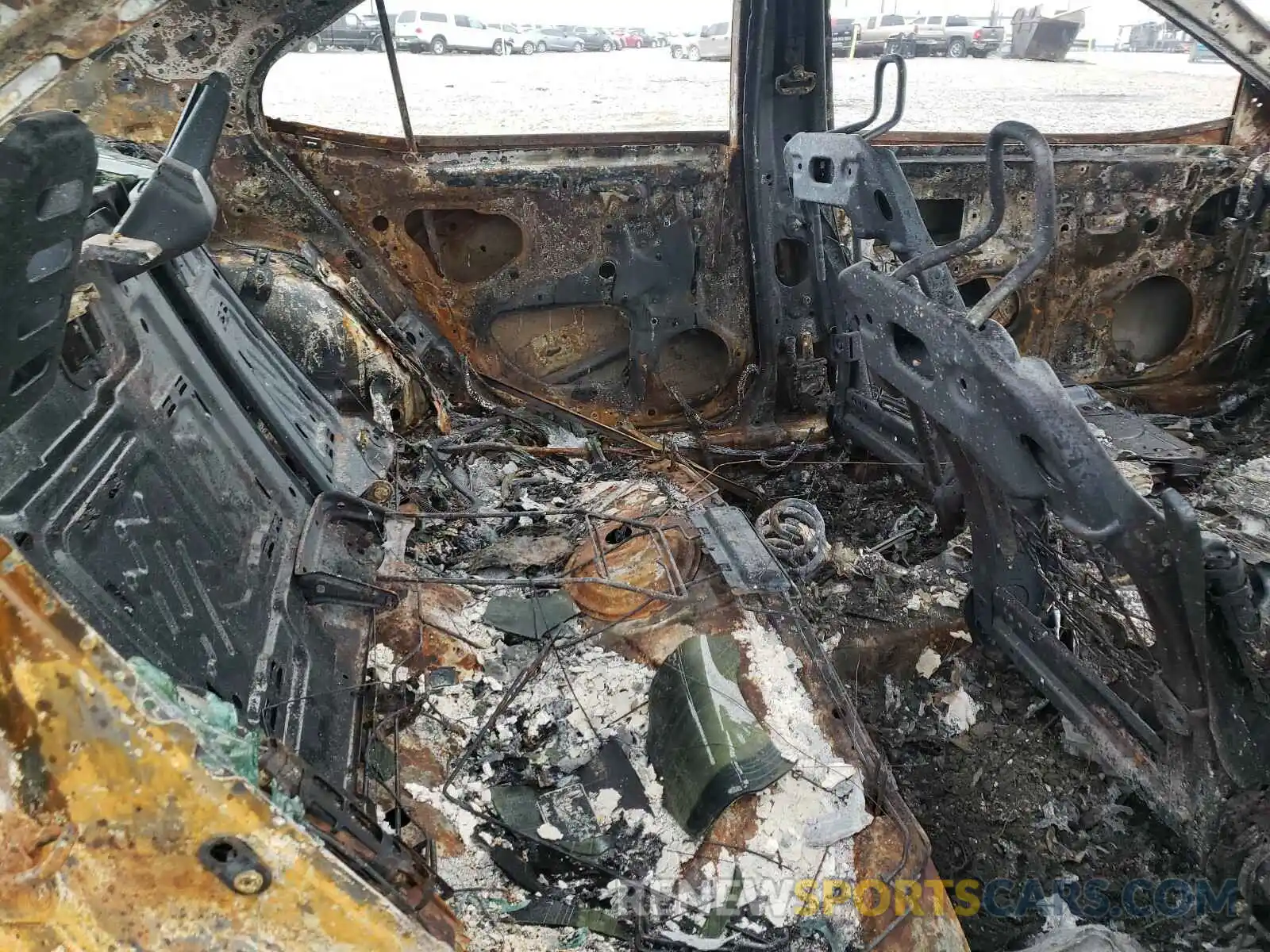 6 Photograph of a damaged car 4T1B11HK1KU199973 TOYOTA CAMRY 2019
