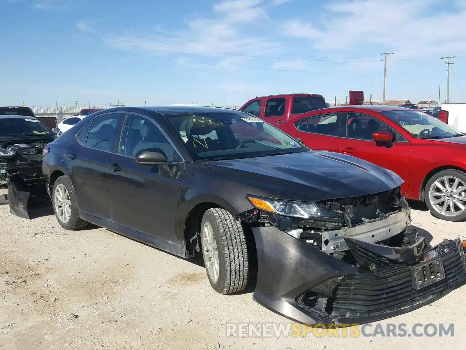 1 Photograph of a damaged car 4T1B11HK1KU200555 TOYOTA CAMRY 2019