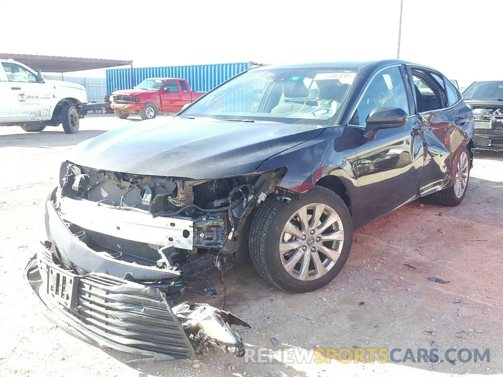 2 Photograph of a damaged car 4T1B11HK1KU200555 TOYOTA CAMRY 2019