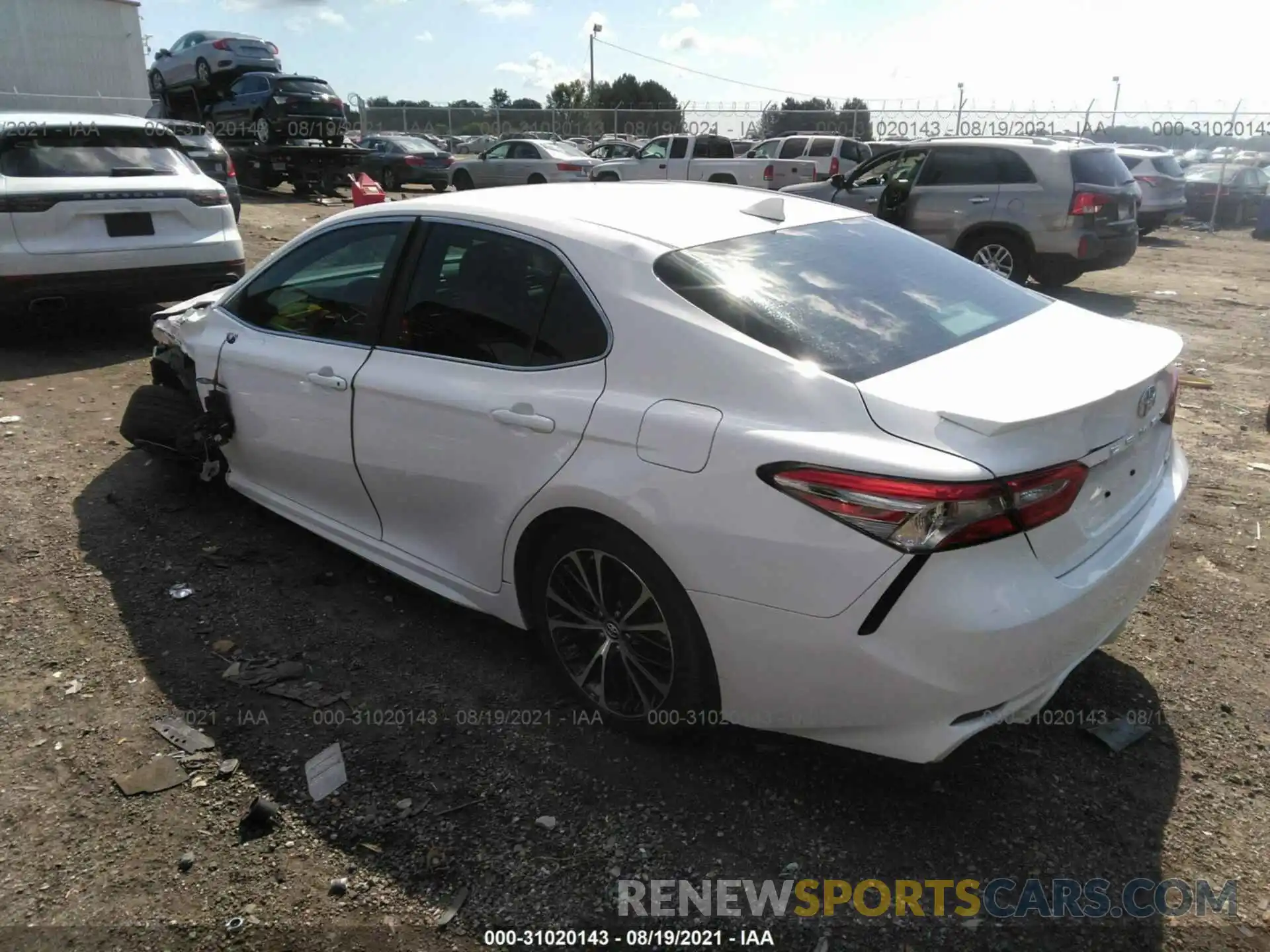 3 Photograph of a damaged car 4T1B11HK1KU201124 TOYOTA CAMRY 2019