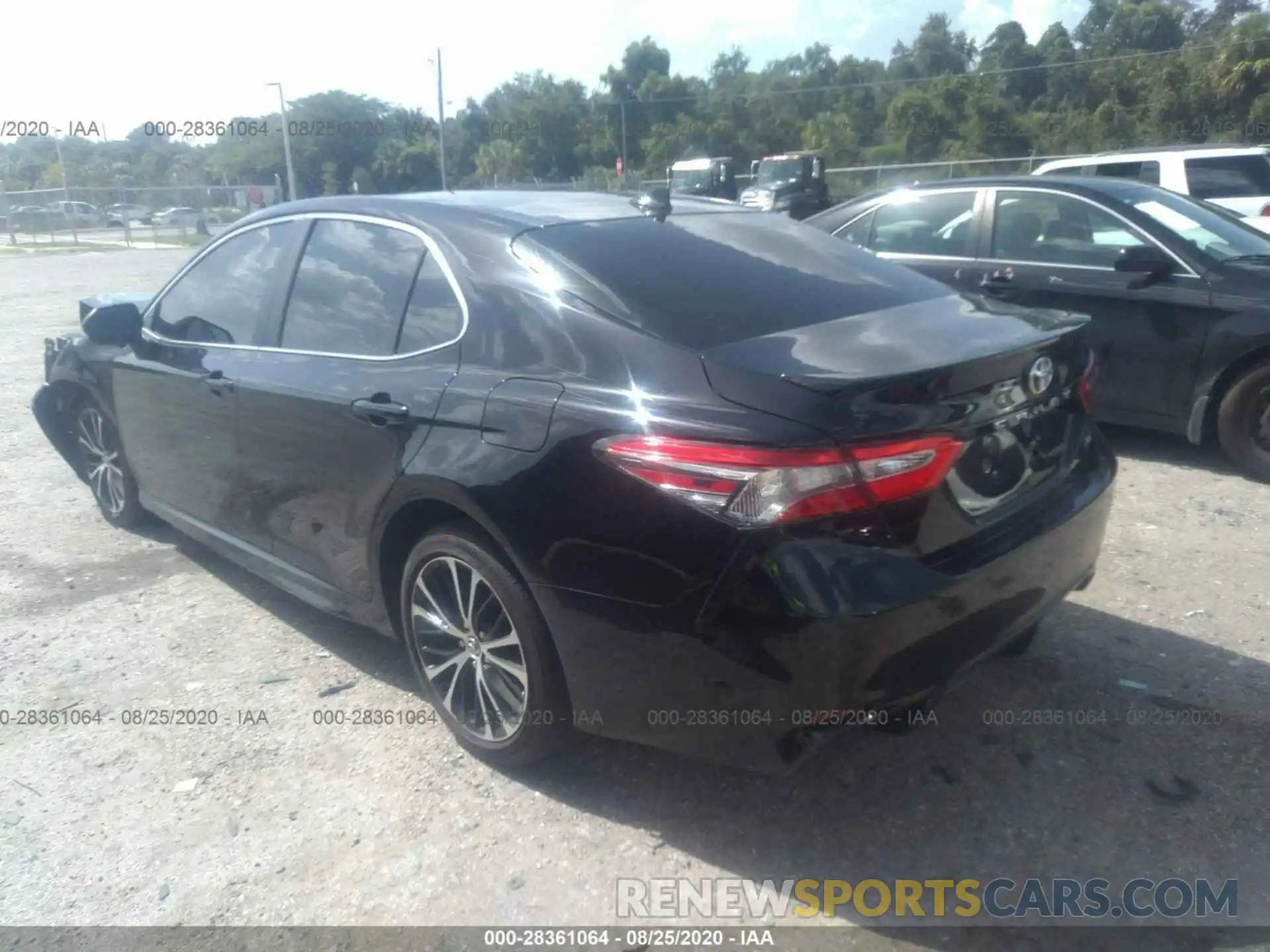 3 Photograph of a damaged car 4T1B11HK1KU201303 TOYOTA CAMRY 2019