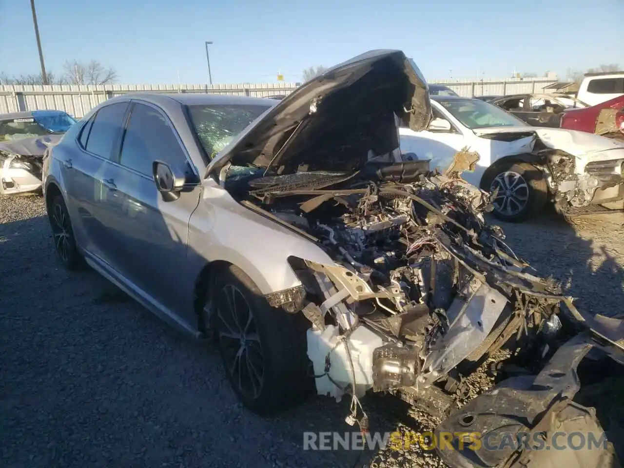 1 Photograph of a damaged car 4T1B11HK1KU201804 TOYOTA CAMRY 2019