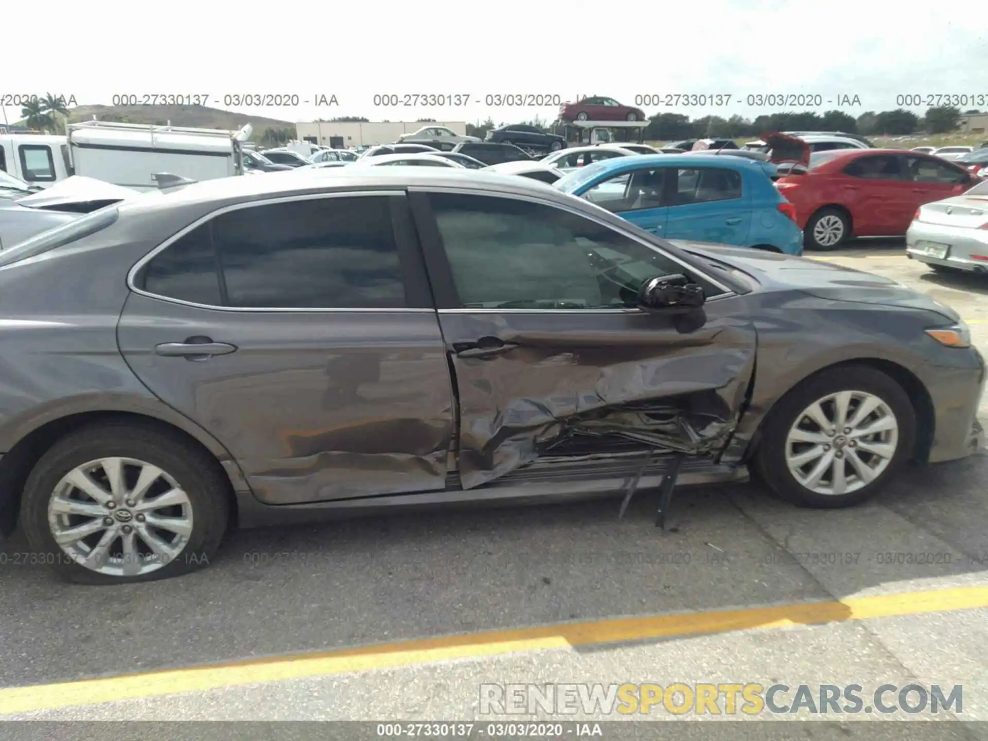 6 Photograph of a damaged car 4T1B11HK1KU202693 TOYOTA CAMRY 2019