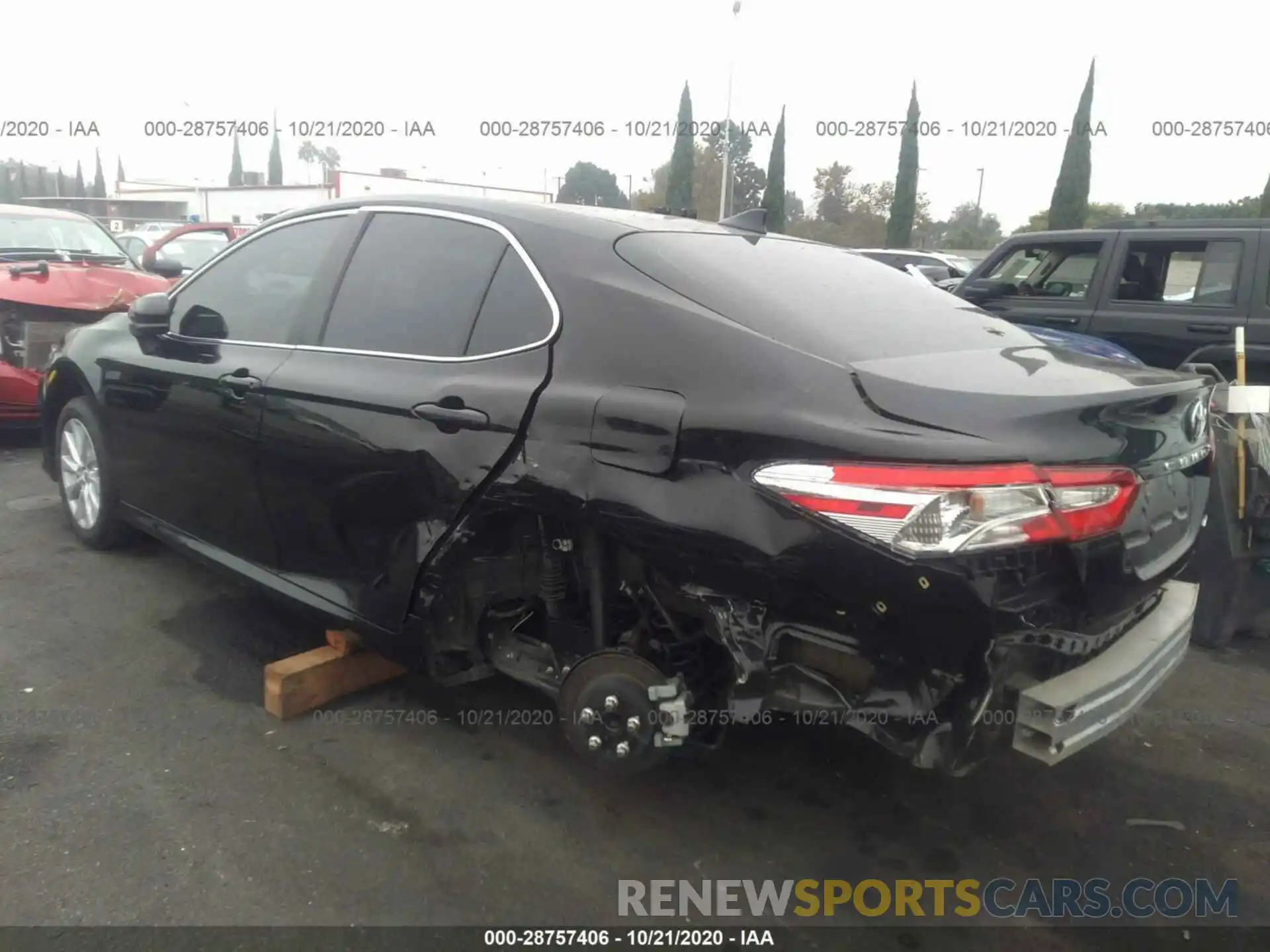 3 Photograph of a damaged car 4T1B11HK1KU203519 TOYOTA CAMRY 2019