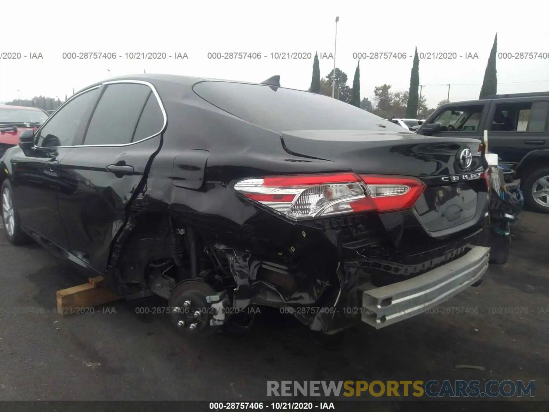 6 Photograph of a damaged car 4T1B11HK1KU203519 TOYOTA CAMRY 2019