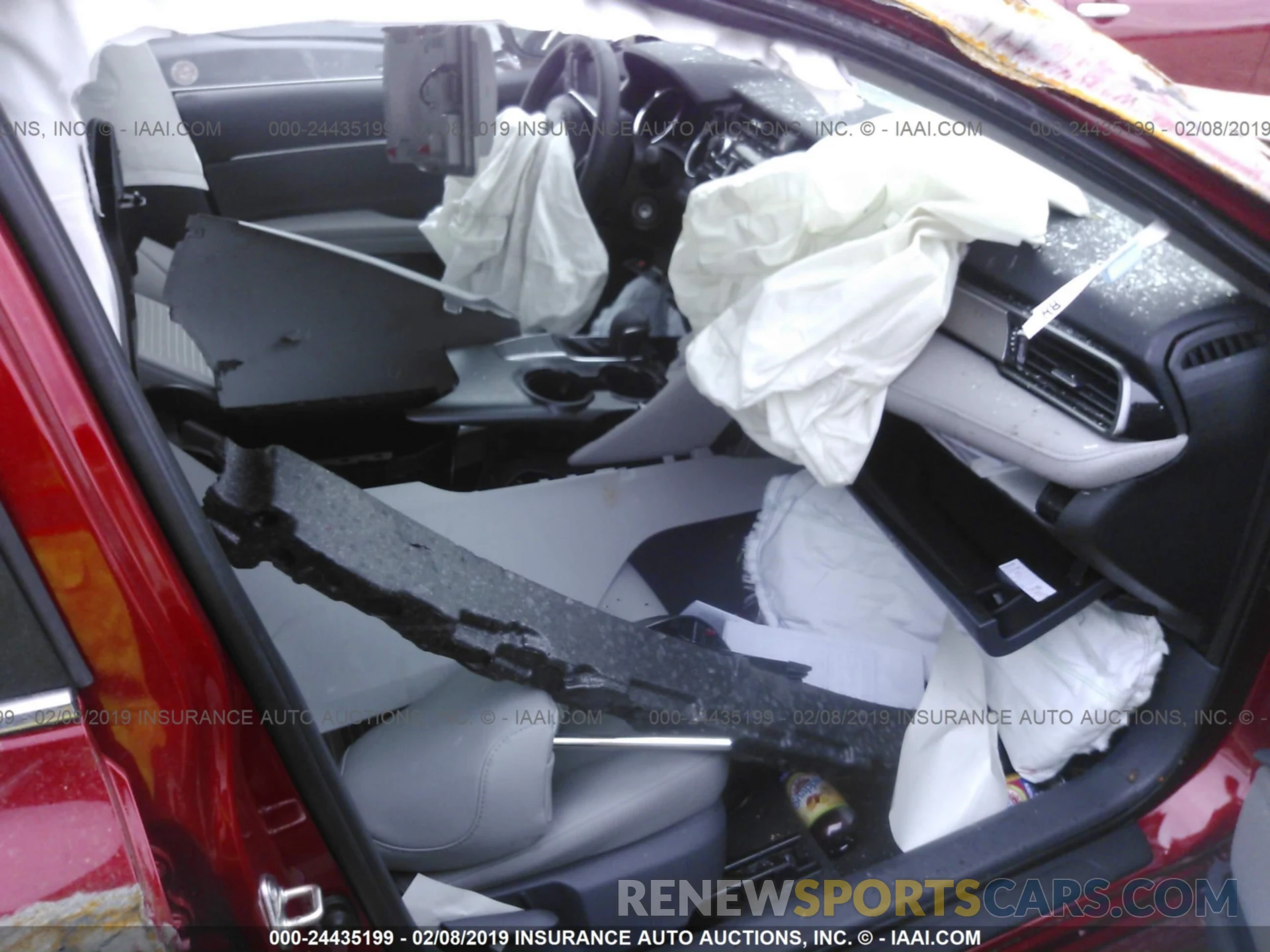 5 Photograph of a damaged car 4T1B11HK1KU204041 TOYOTA CAMRY 2019