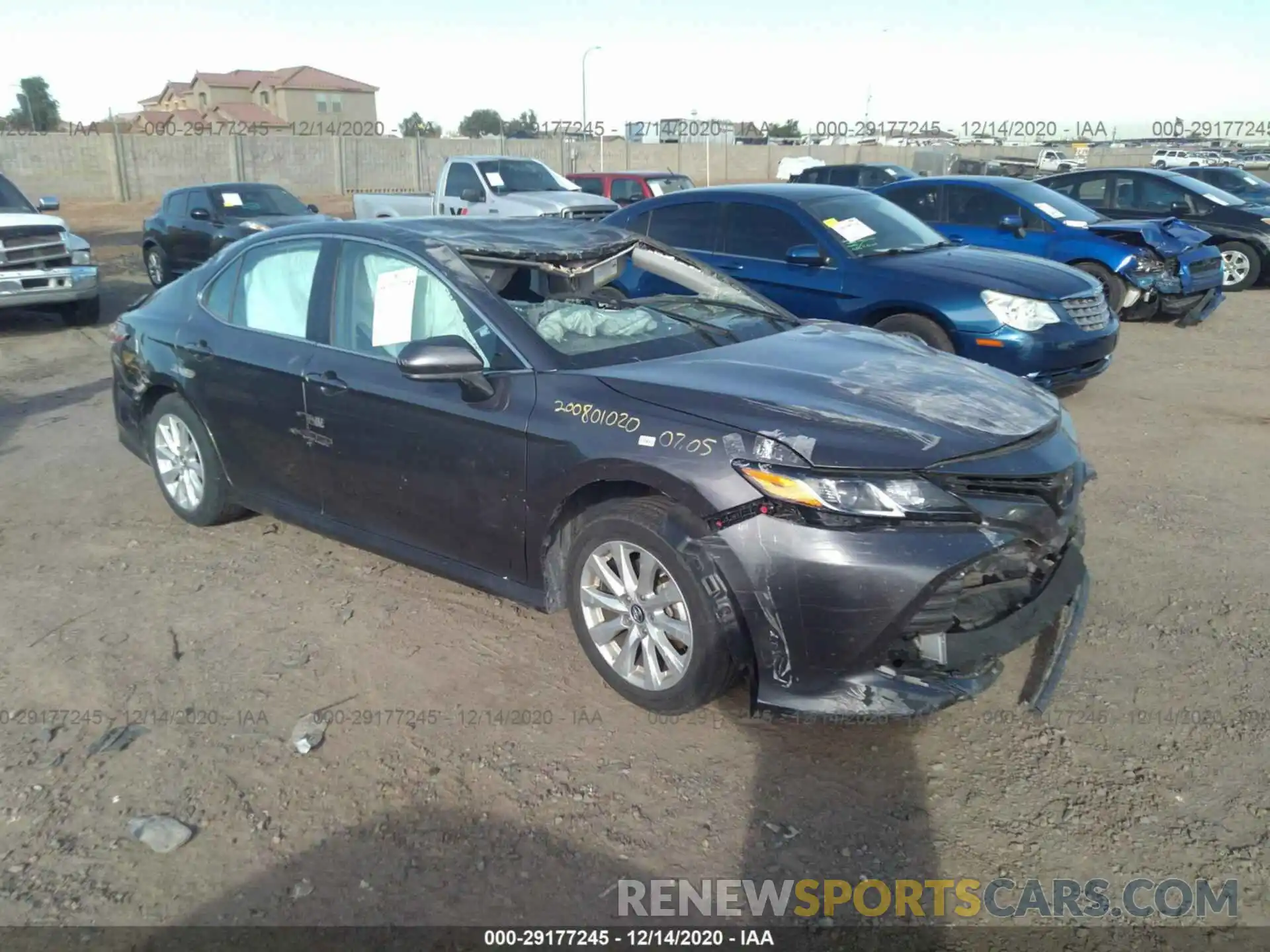 1 Photograph of a damaged car 4T1B11HK1KU204640 TOYOTA CAMRY 2019