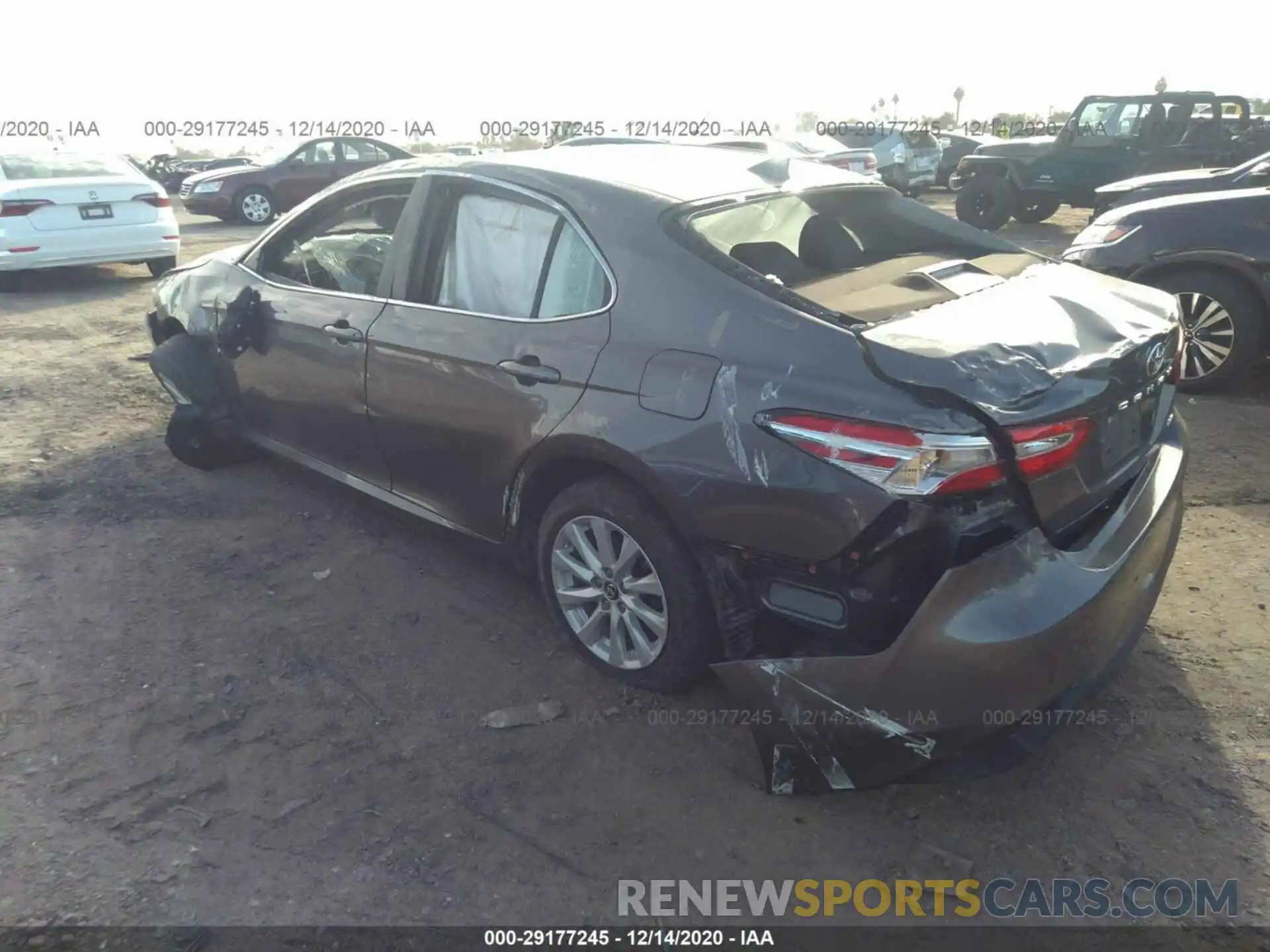 3 Photograph of a damaged car 4T1B11HK1KU204640 TOYOTA CAMRY 2019