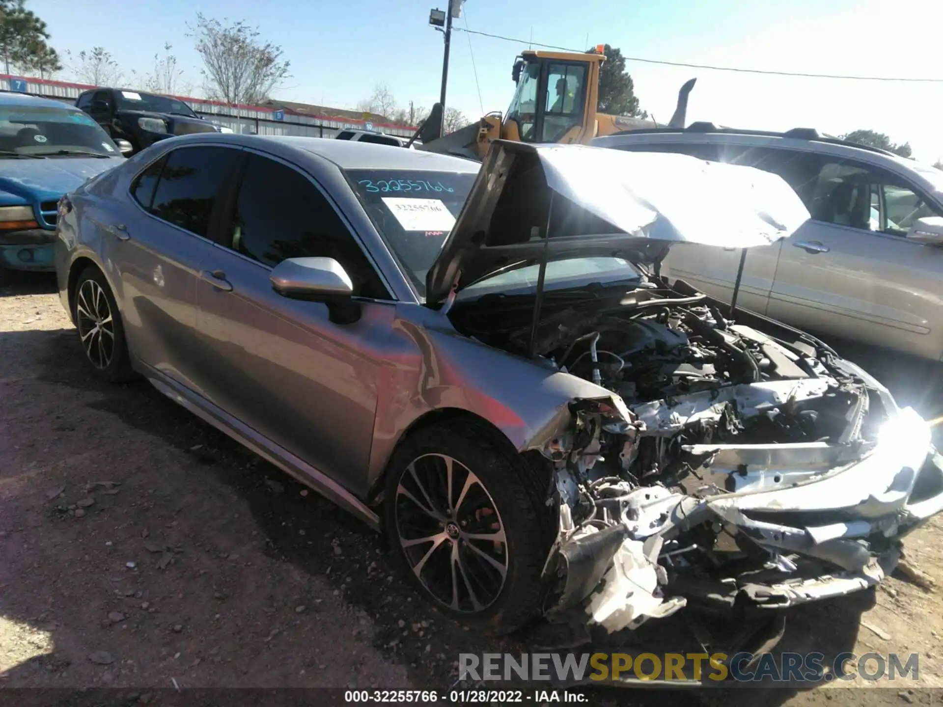 1 Photograph of a damaged car 4T1B11HK1KU204945 TOYOTA CAMRY 2019