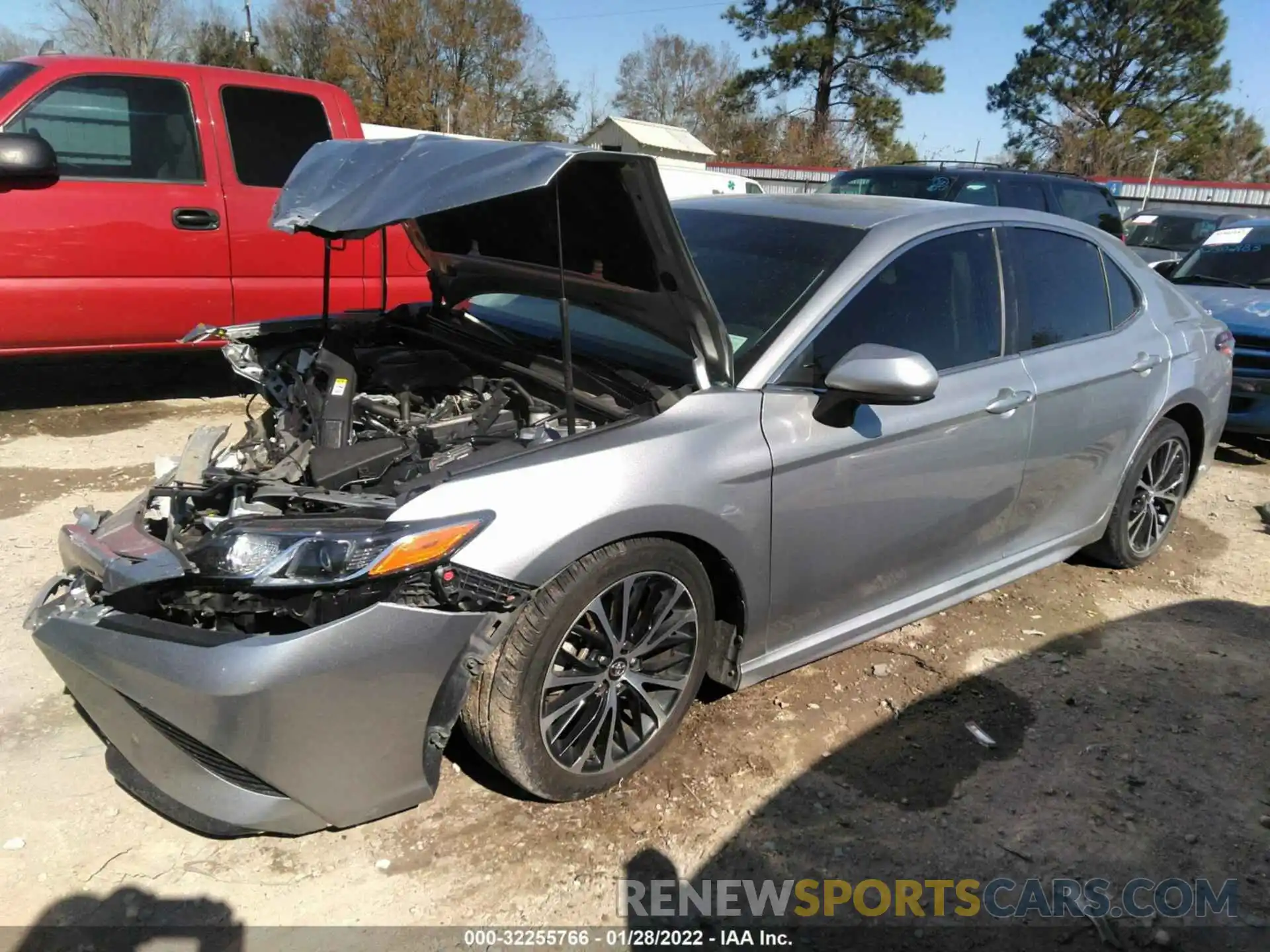 2 Photograph of a damaged car 4T1B11HK1KU204945 TOYOTA CAMRY 2019