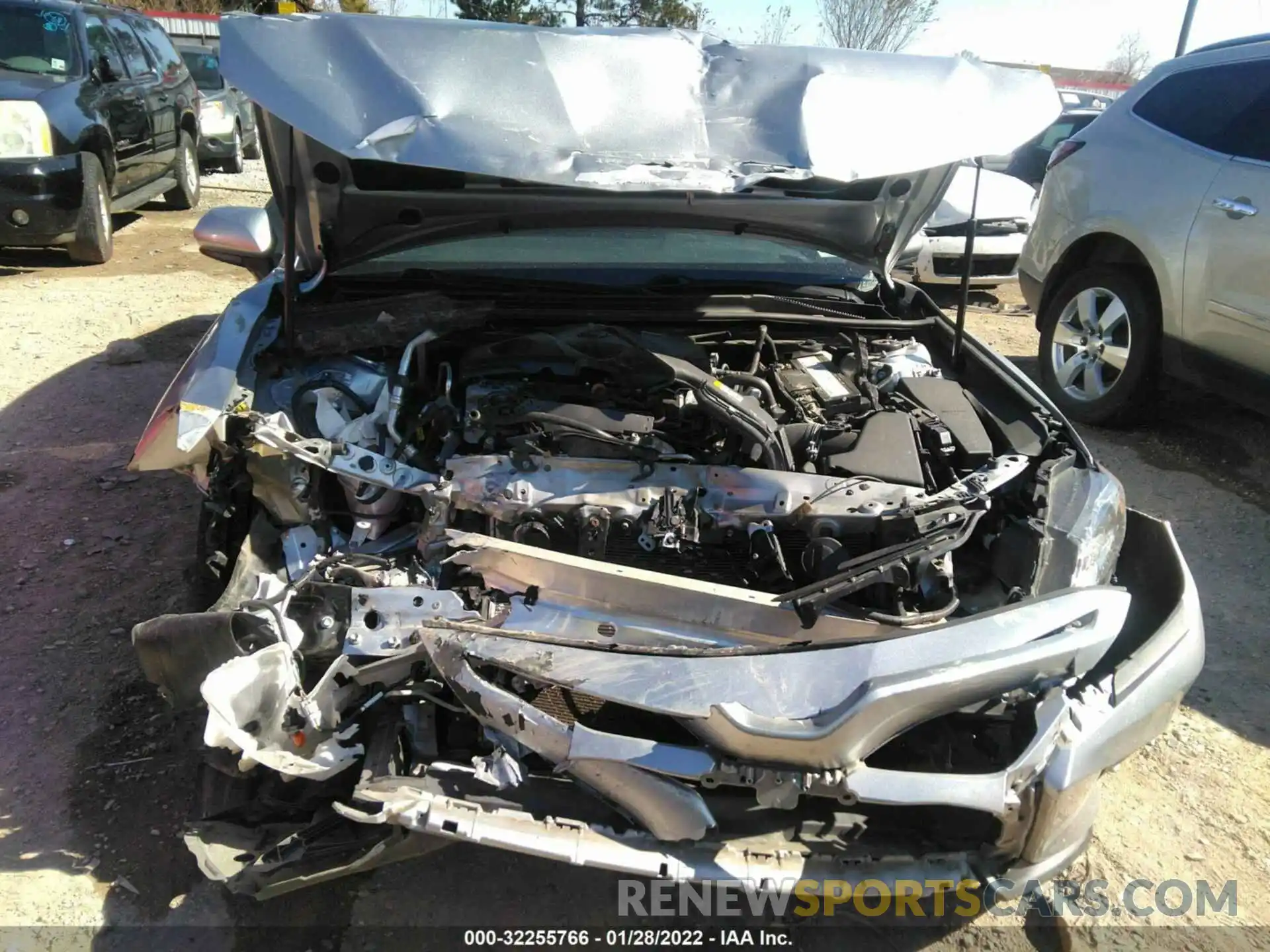 6 Photograph of a damaged car 4T1B11HK1KU204945 TOYOTA CAMRY 2019