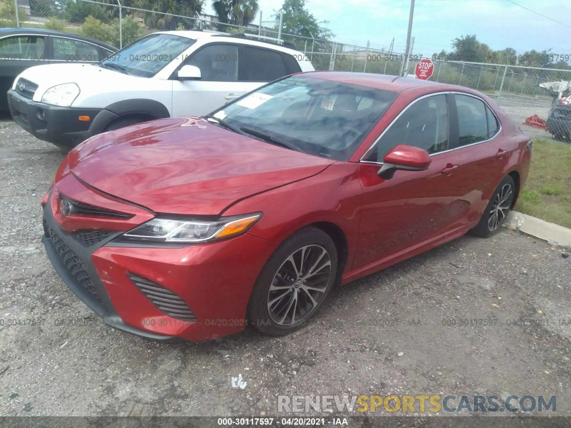 2 Photograph of a damaged car 4T1B11HK1KU205125 TOYOTA CAMRY 2019