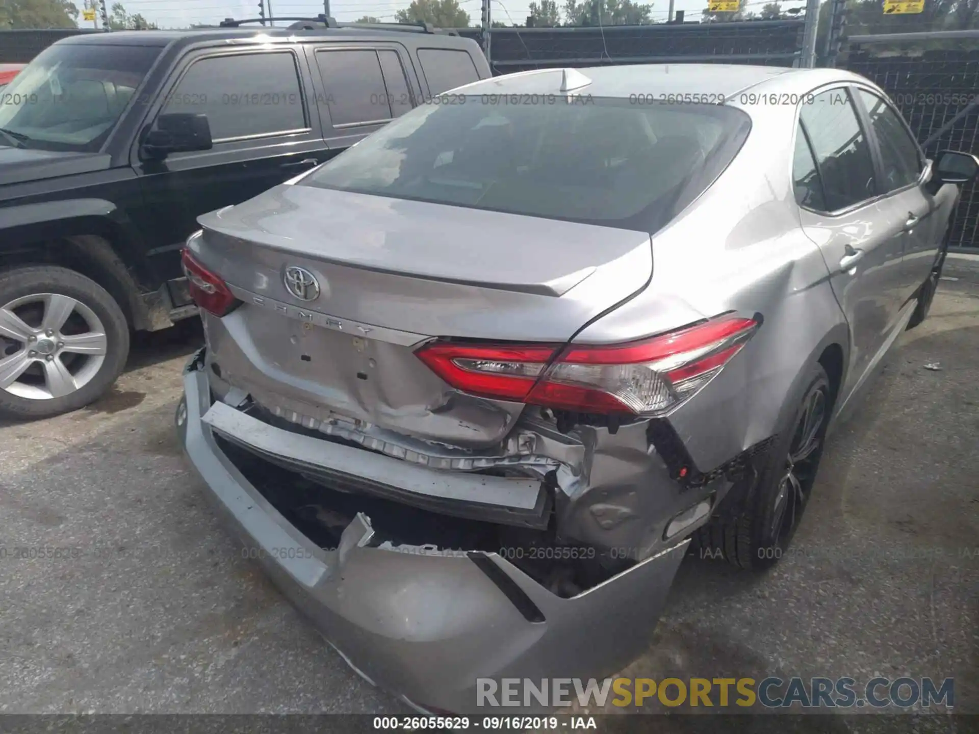 6 Photograph of a damaged car 4T1B11HK1KU205562 TOYOTA CAMRY 2019