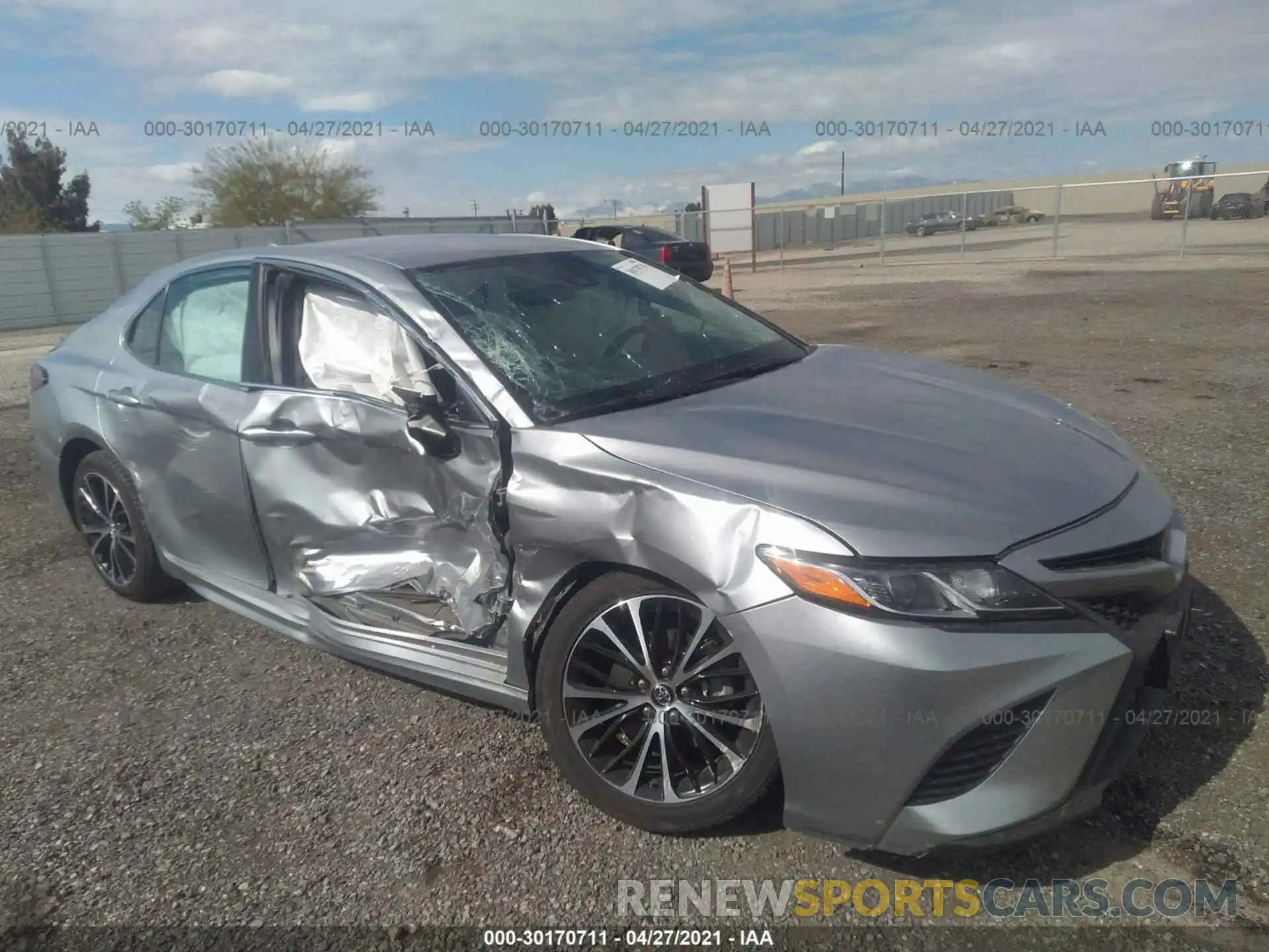 1 Photograph of a damaged car 4T1B11HK1KU206324 TOYOTA CAMRY 2019