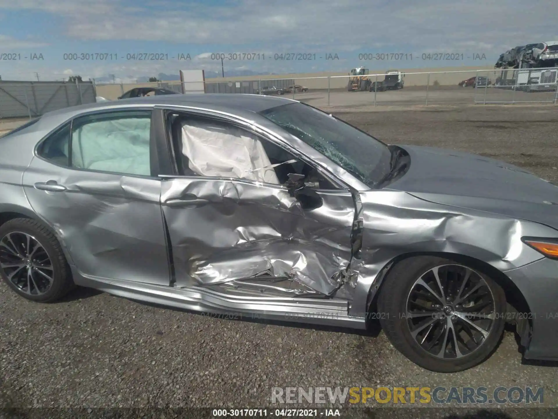 6 Photograph of a damaged car 4T1B11HK1KU206324 TOYOTA CAMRY 2019