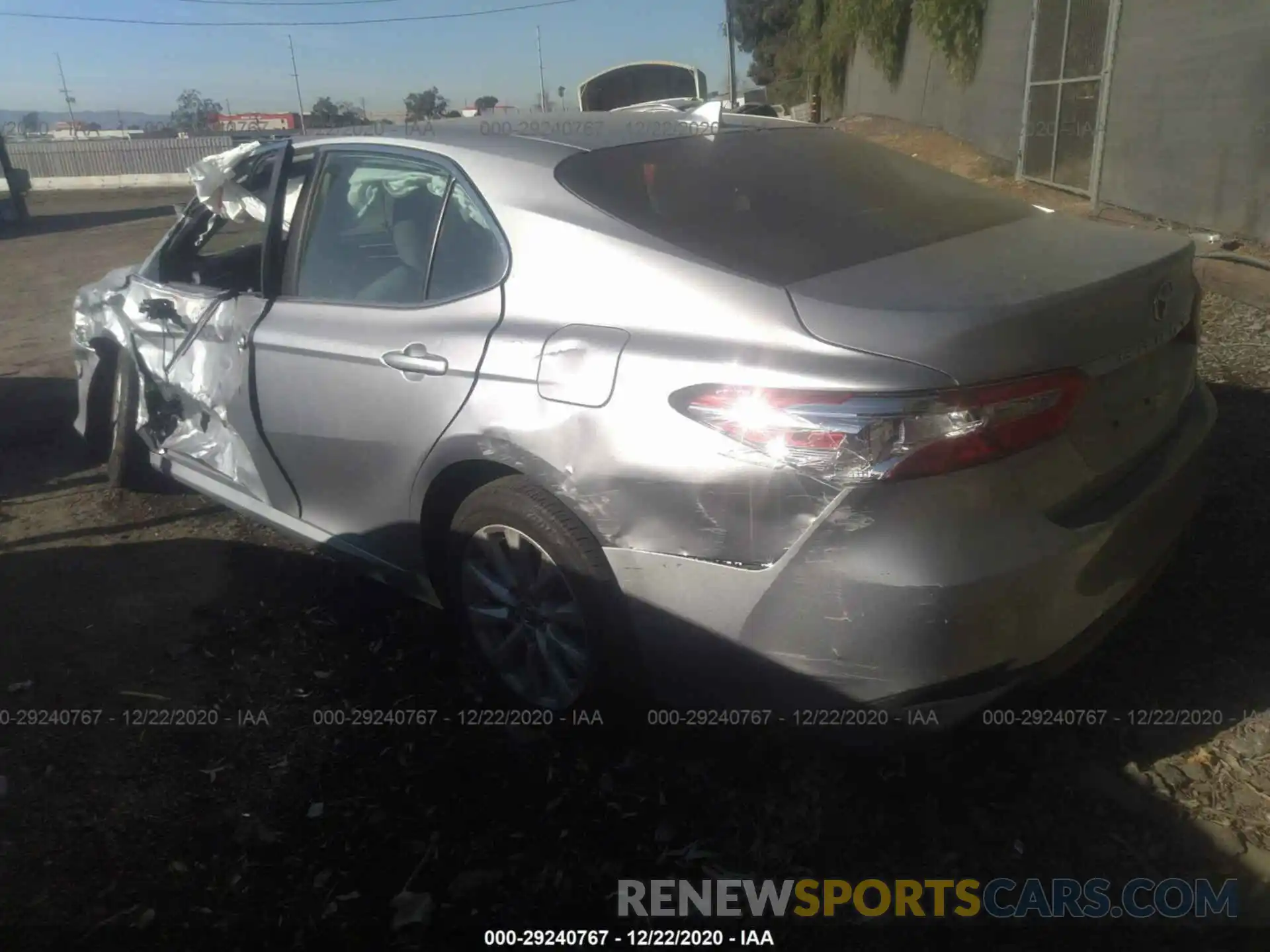 3 Photograph of a damaged car 4T1B11HK1KU206484 TOYOTA CAMRY 2019