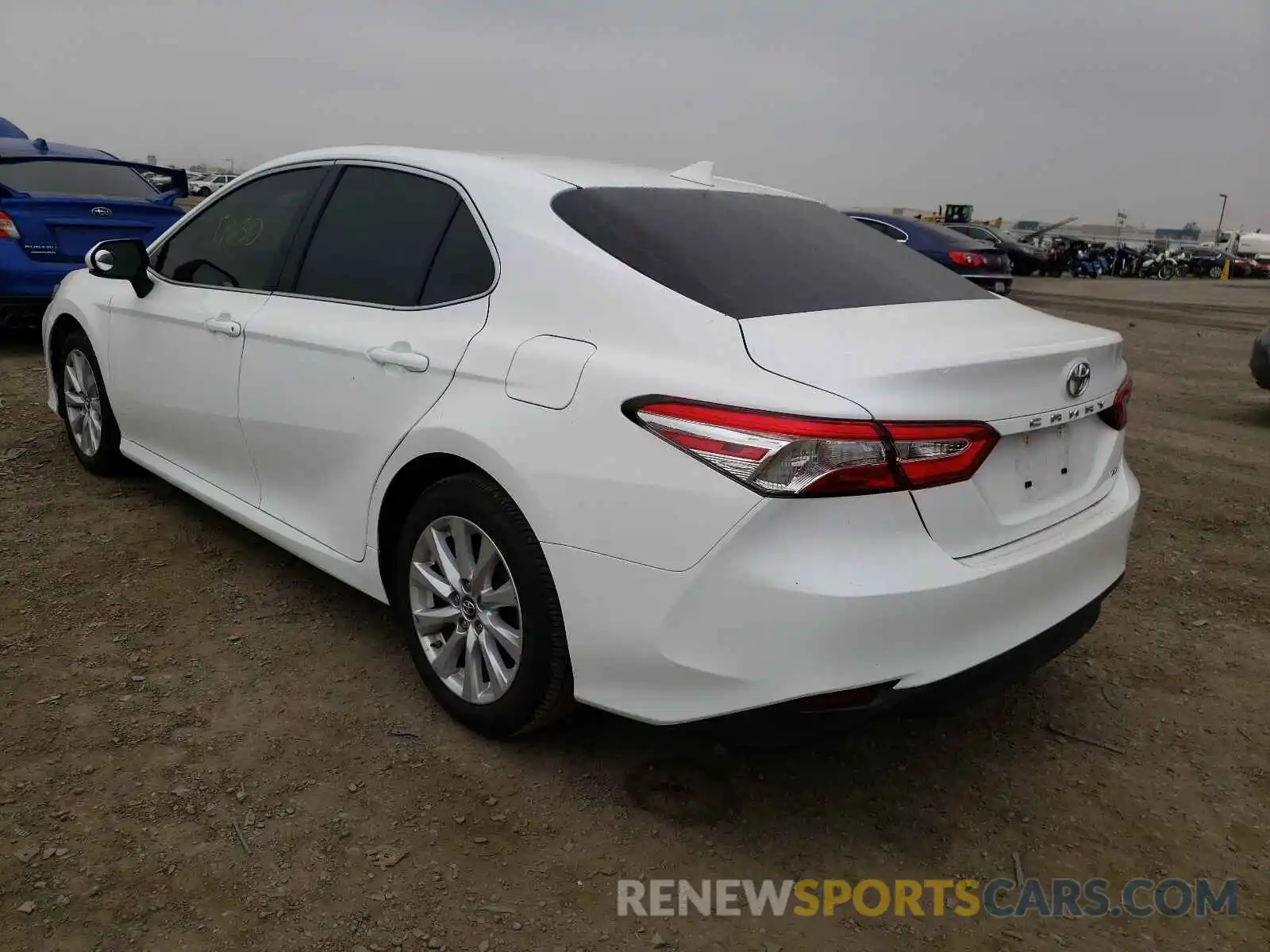 3 Фотография поврежденного автомобиля 4T1B11HK1KU207540 TOYOTA CAMRY 2019