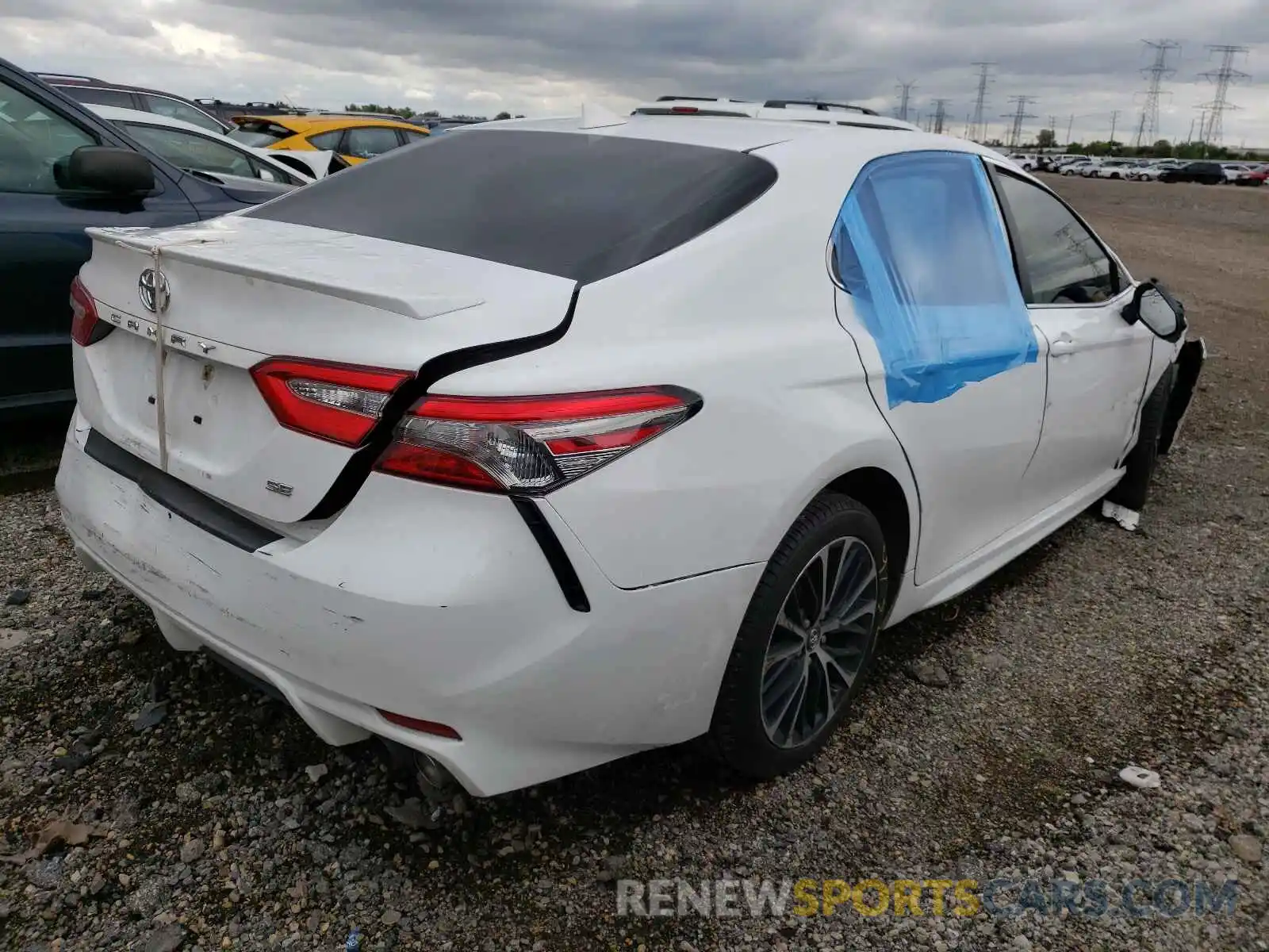 4 Фотография поврежденного автомобиля 4T1B11HK1KU208283 TOYOTA CAMRY 2019