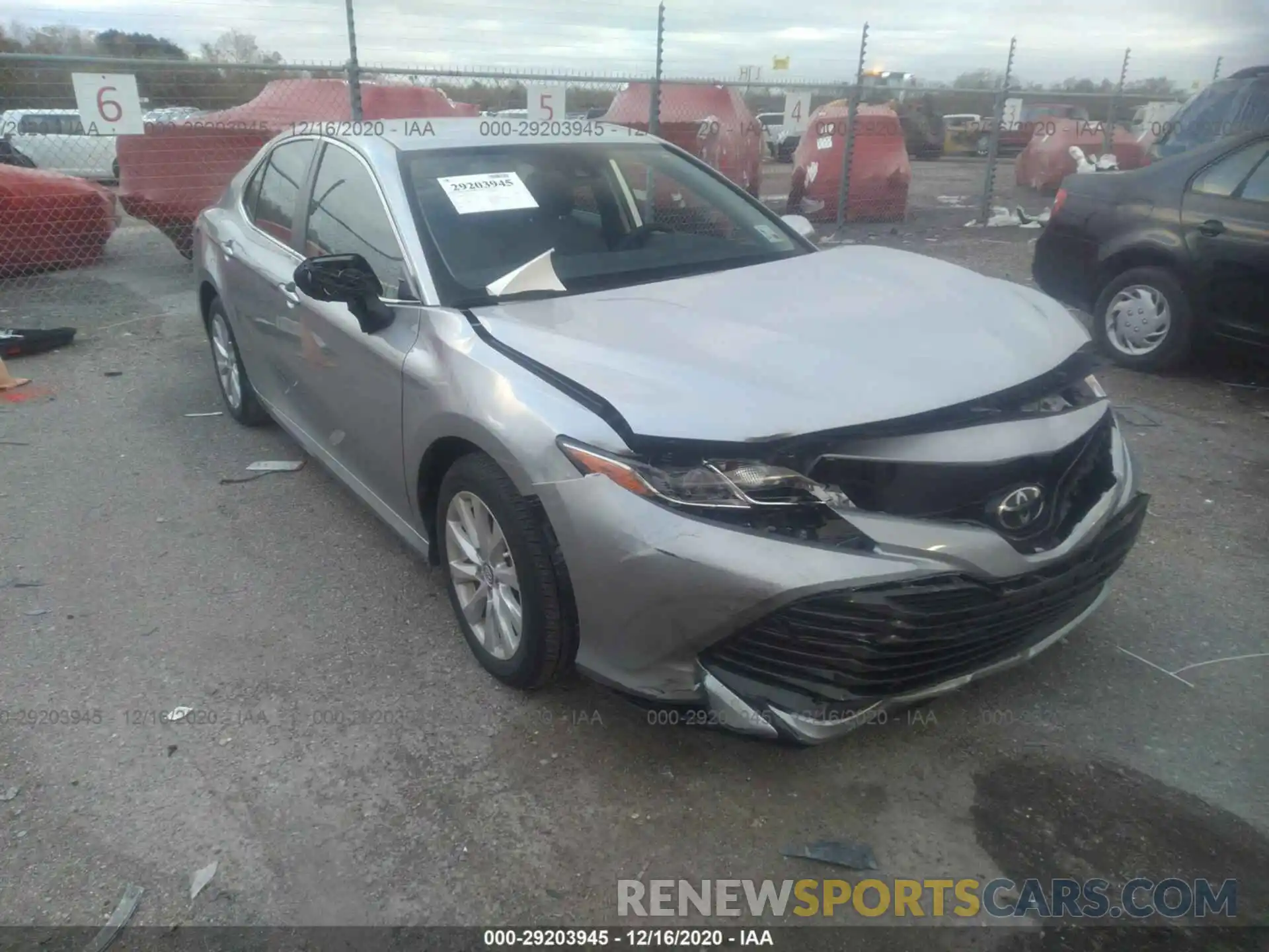 1 Photograph of a damaged car 4T1B11HK1KU208543 TOYOTA CAMRY 2019