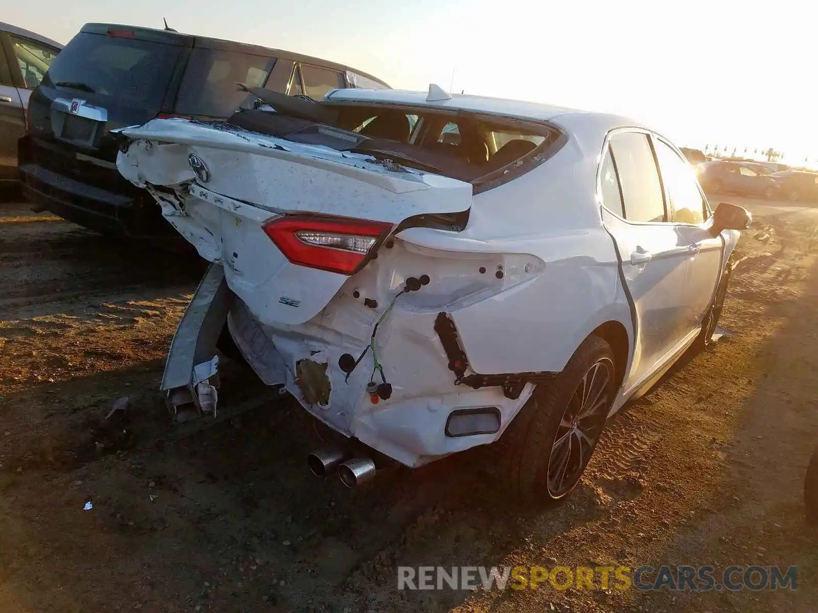 4 Photograph of a damaged car 4T1B11HK1KU209630 TOYOTA CAMRY 2019