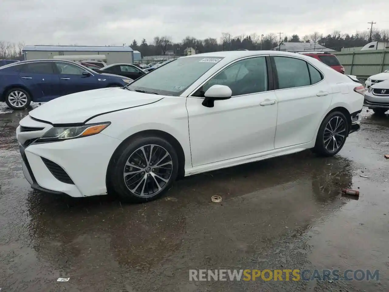 1 Photograph of a damaged car 4T1B11HK1KU210325 TOYOTA CAMRY 2019